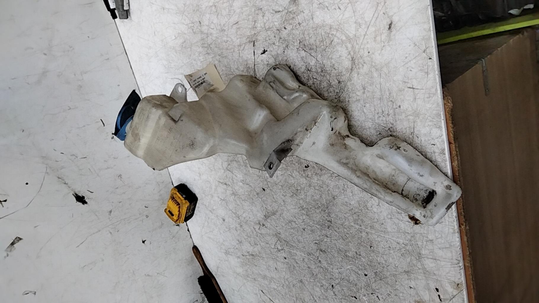 Vase de lave glace AUDI A4 1 AVANT PHASE 2 BREAK Diesel - 1