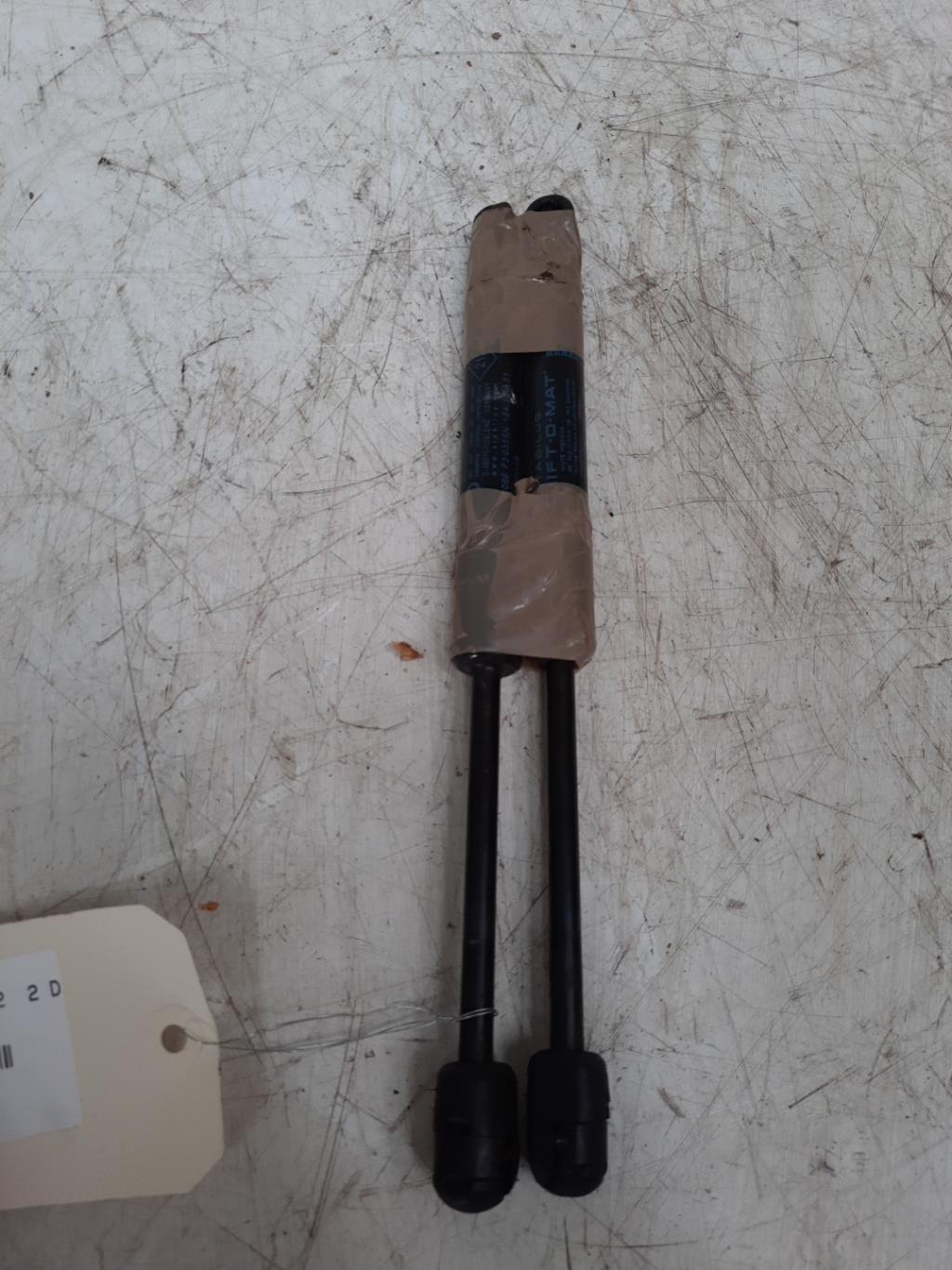Verin de capot RENAULT SCENIC 3 PHASE 2 Diesel - 1