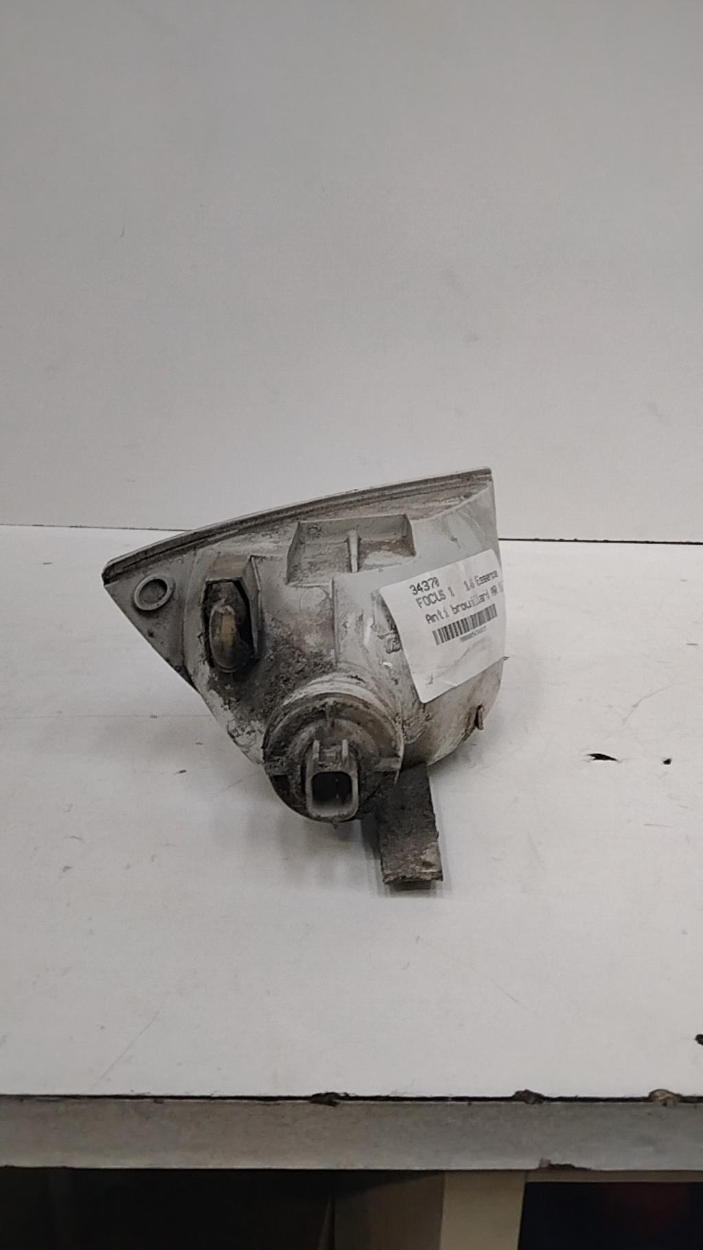 Retronebbia destro FORD FOCUS 1 Gasolina - 1