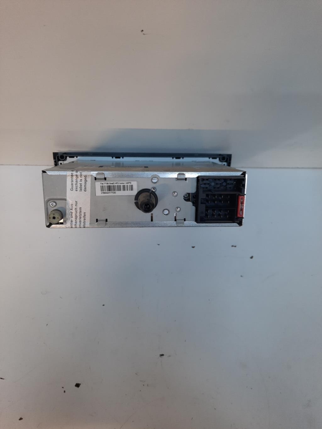 Autoradio originale FIAT GRANDE PUNTO Diésel - 1