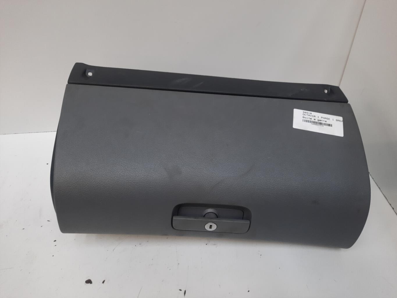 Boite a gants SKODA OCTAVIA 1 PHASE 1 BREAK Diesel - 1
