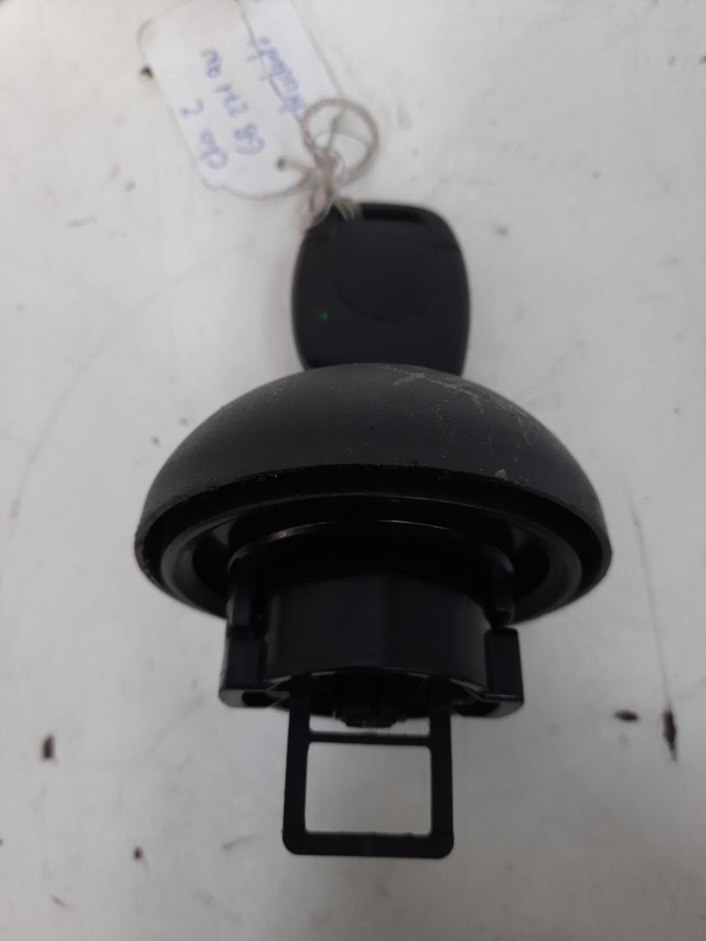Bouchon de carburant RENAULT CLIO 2 PHASE 2 Diesel - 1