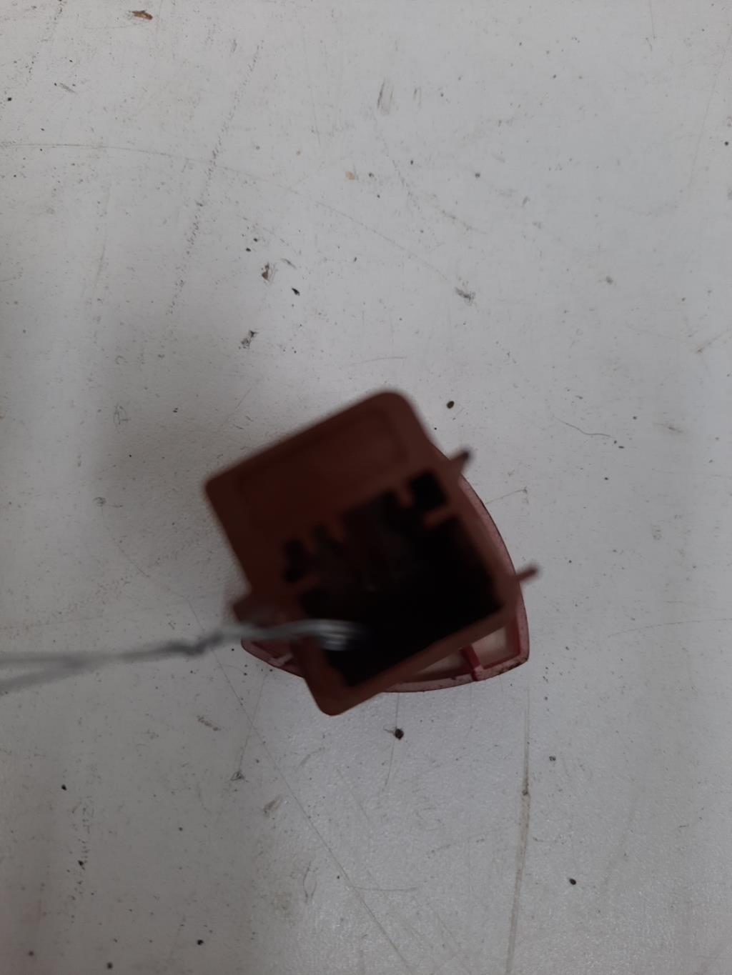 Bouton de warning CITROEN C8 Diesel - 1