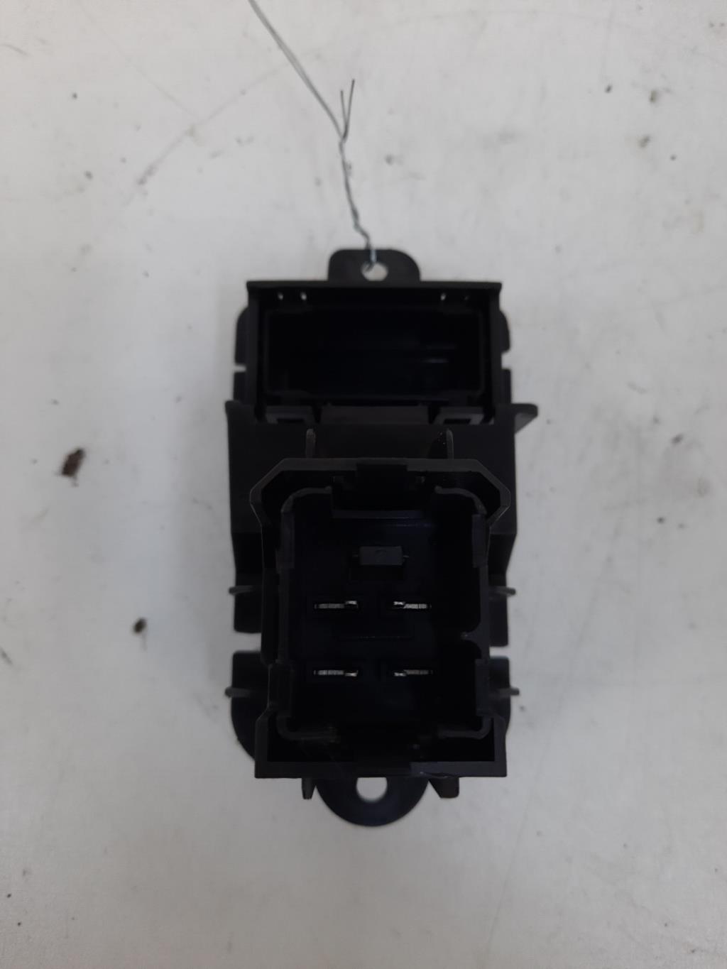 Bouton de warning SEAT LEON 2 PHASE 1 Diesel - 1