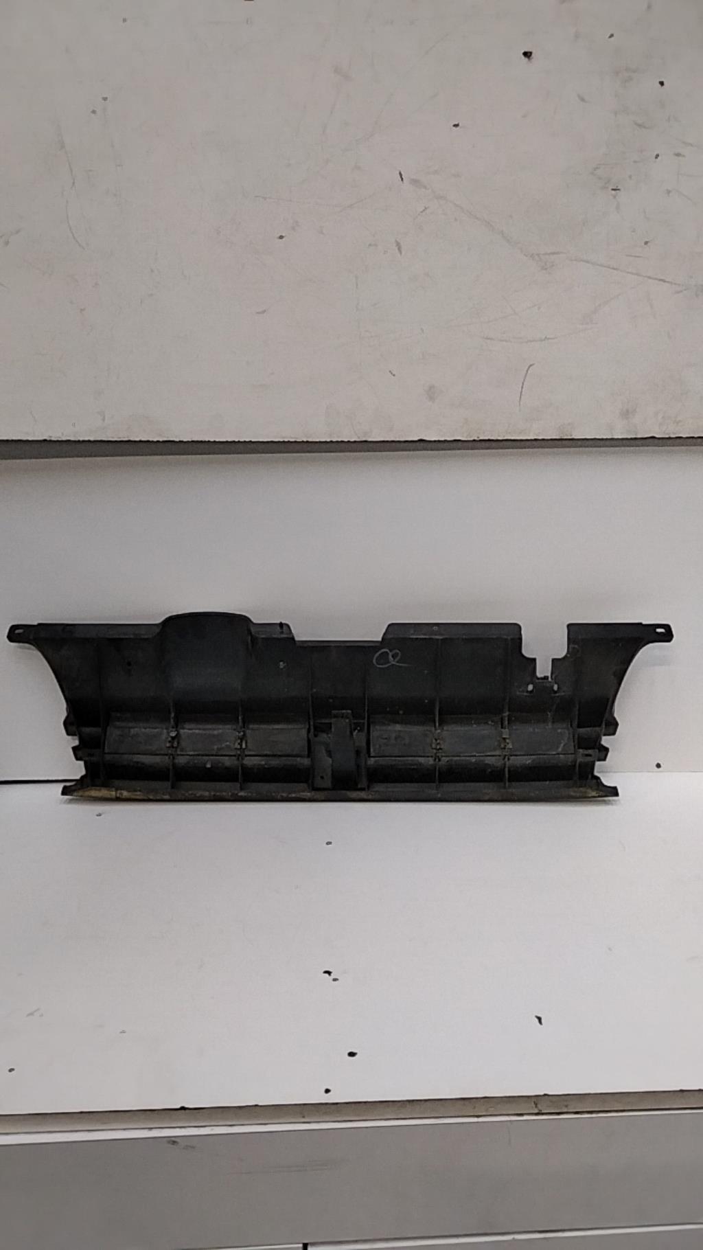 Calandre PEUGEOT 405 Essence - 1