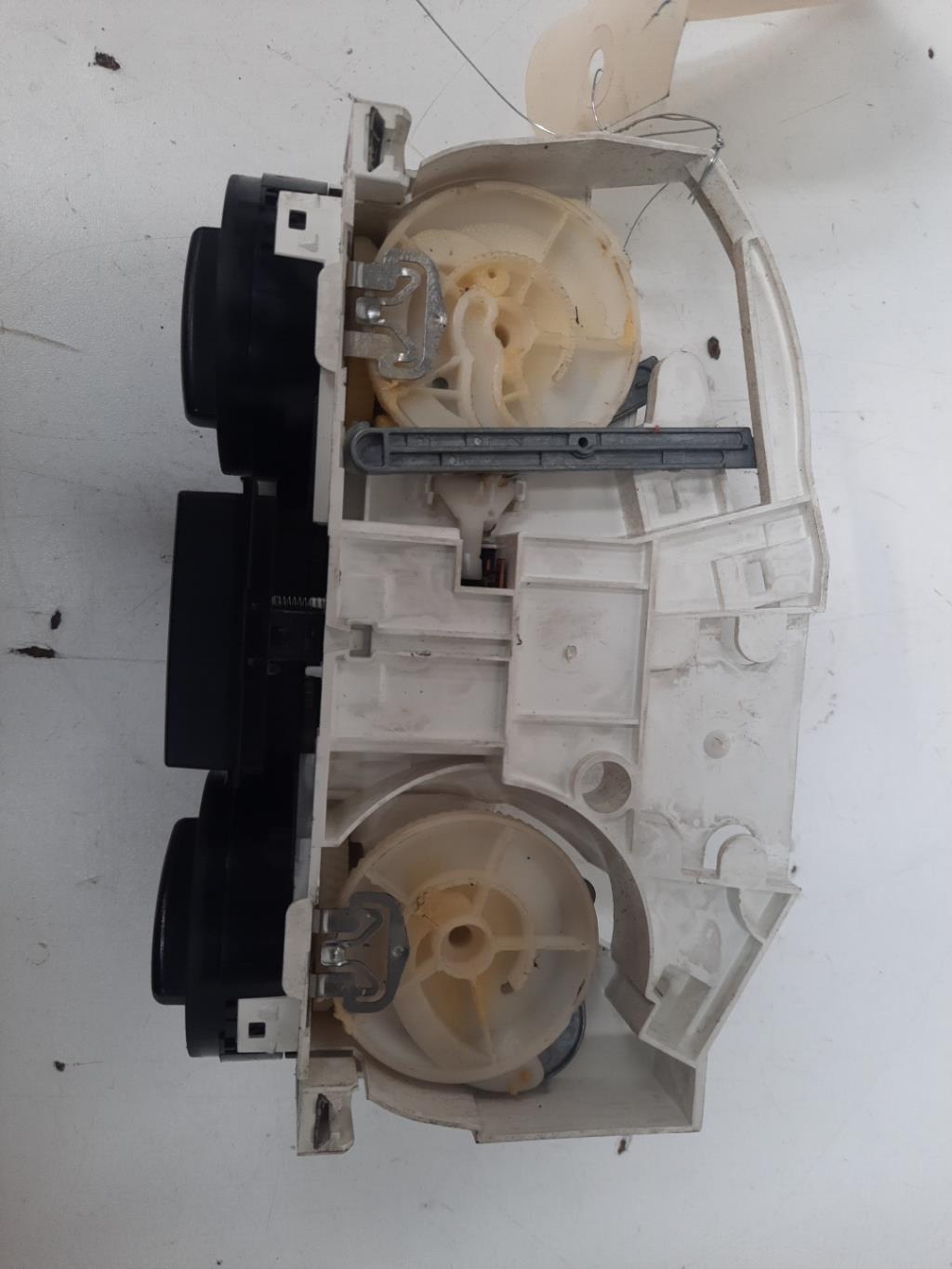 Commande chauffage VOLKSWAGEN LUPO Essence - 1