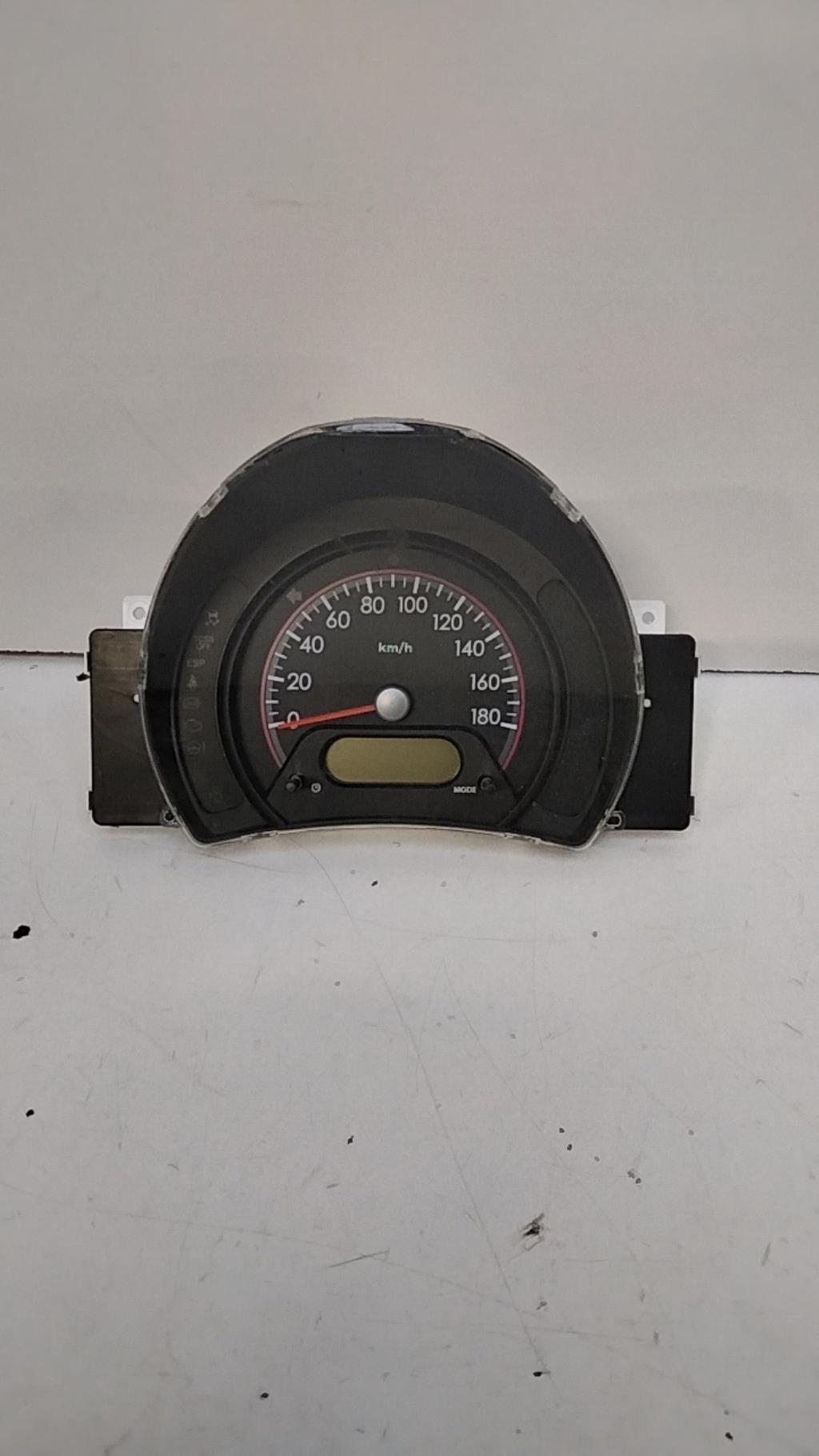 Compteur NISSAN PIXO Essence - 1