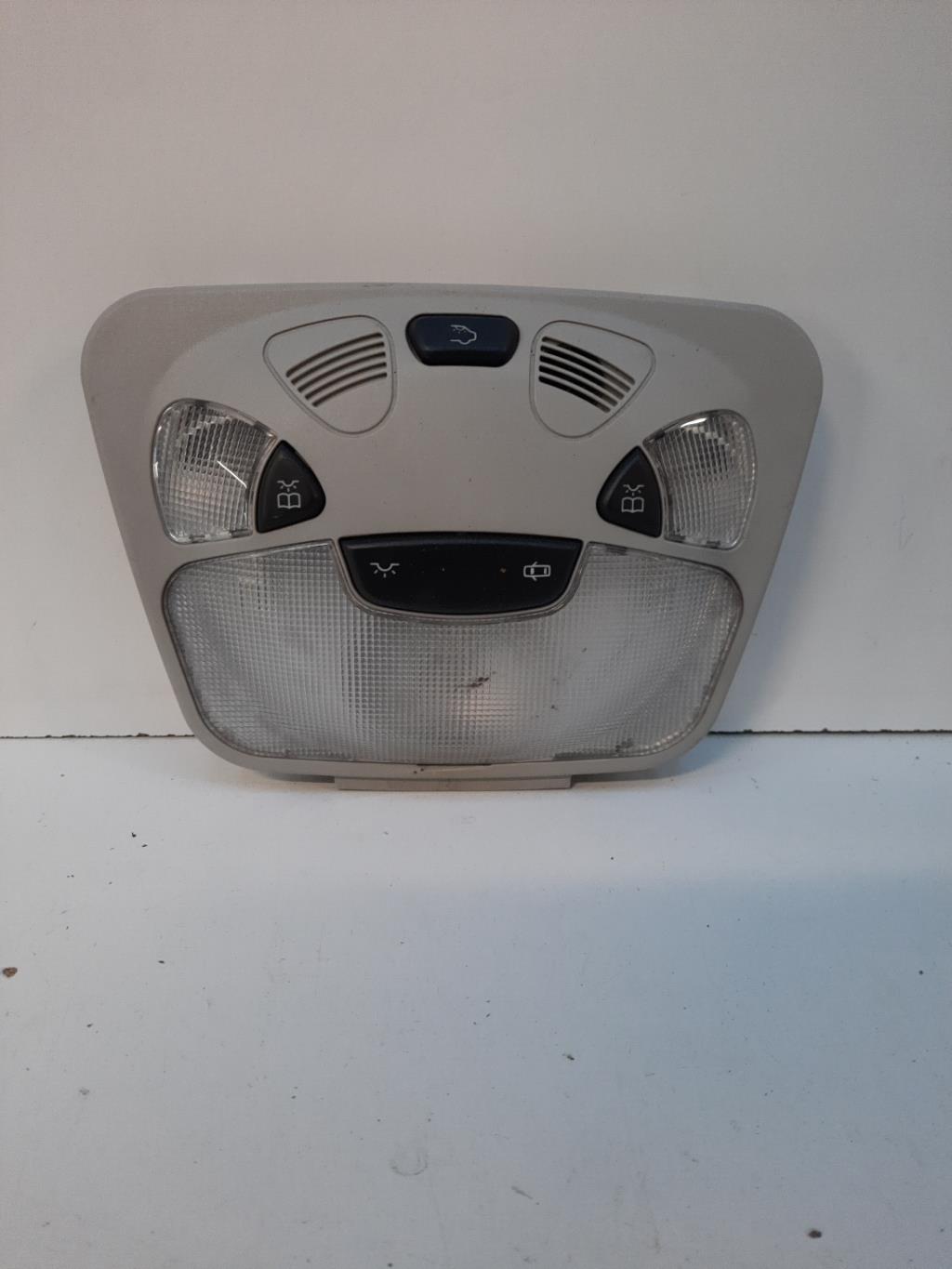 Luce di cortesia MERCEDES CLASSE C 203 COUPE SPORT PHASE 1 Diésel - 1