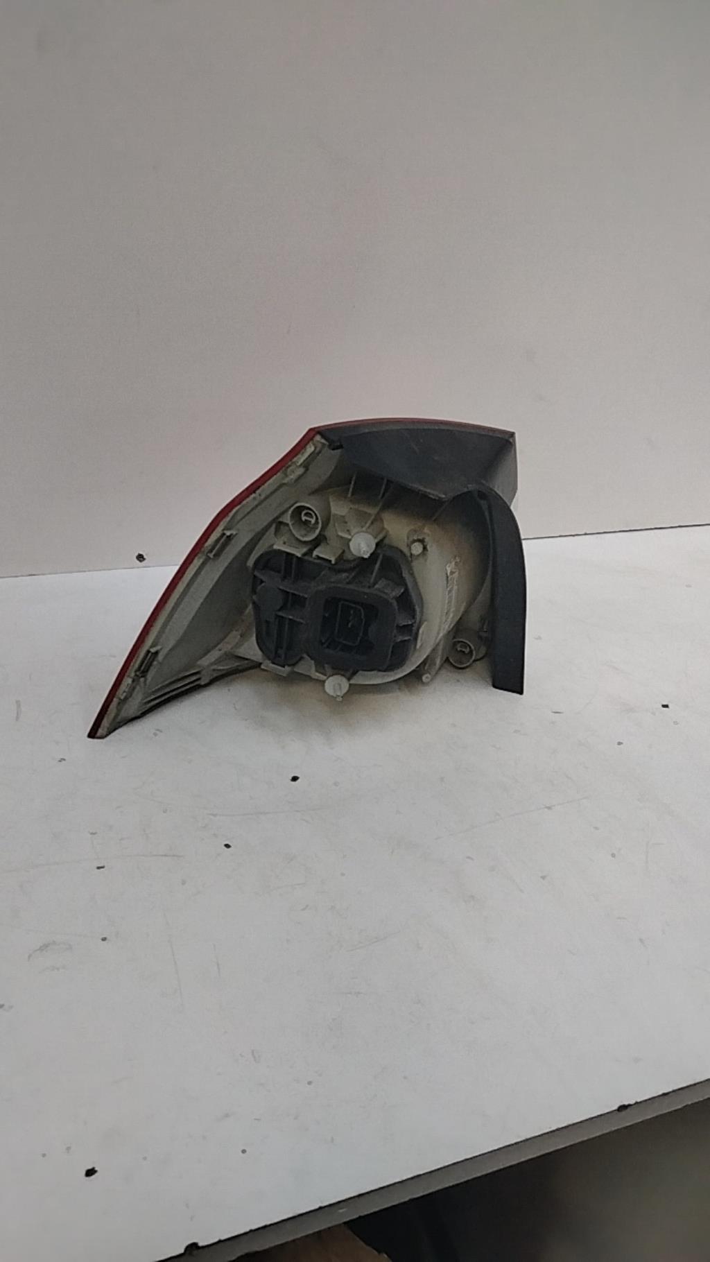 Fanale posteriore principale destro (luci) VOLKSWAGEN GOLF 5  - 1