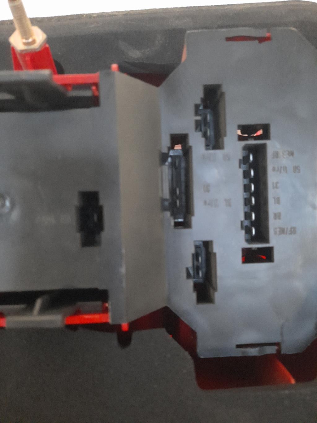 Fanale posteriore principale destro (luci) VOLKSWAGEN PASSAT 4 PHASE 1 BREAK Diésel - 1