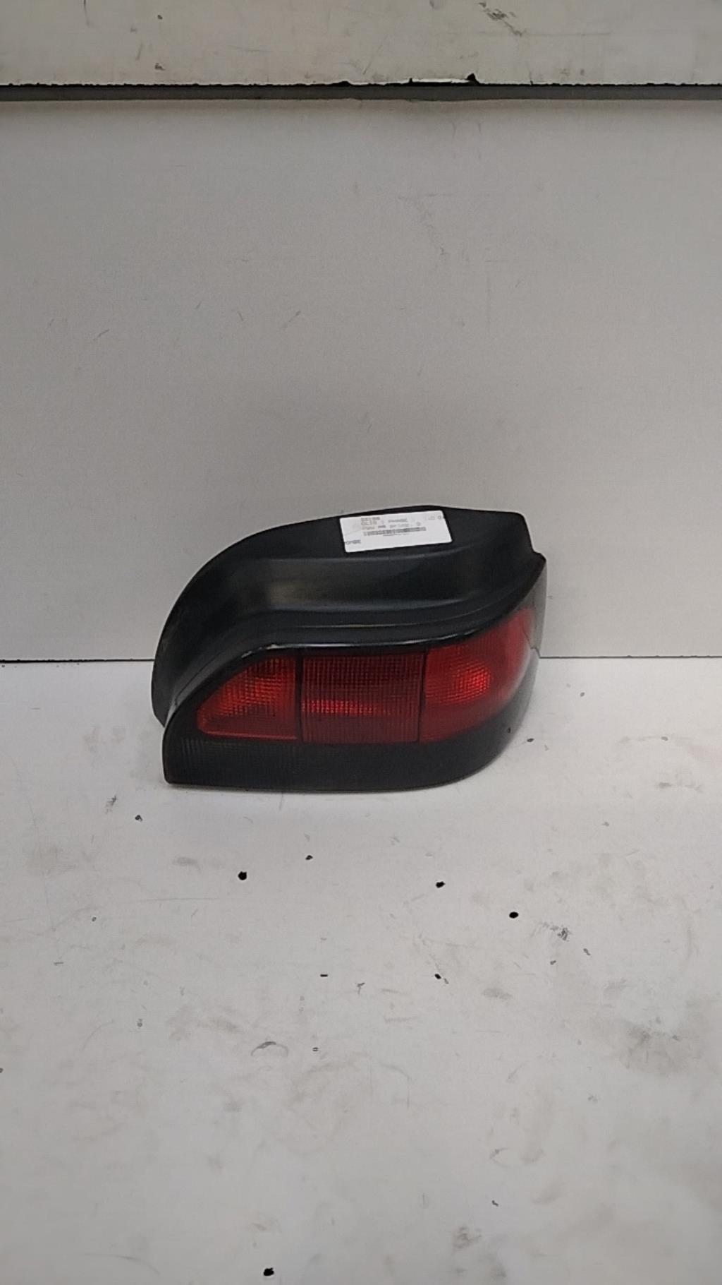 Fanale posteriore principale destro (luci) RENAULT CLIO 1 PHASE 1 Gasolina - 1