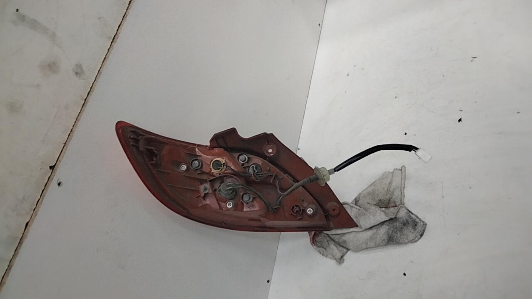 Fanale posteriore principale destro (luci) MAZDA 2 2 PHASE 1 Diésel - 1