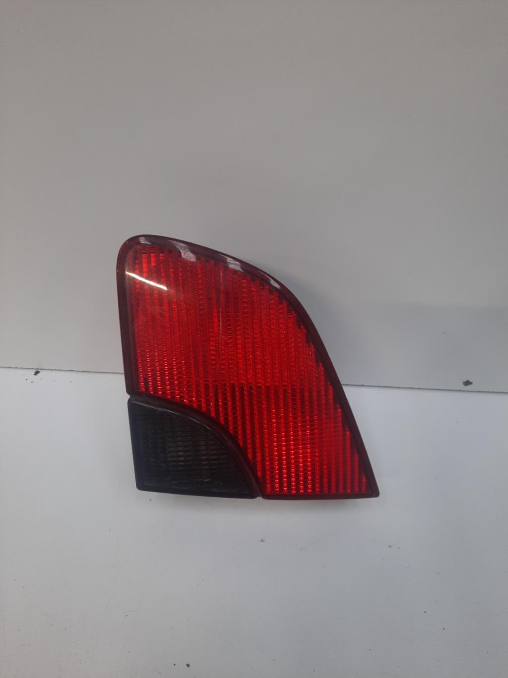 Gruppo ottico posteriore secondario destro (luci) PEUGEOT 406 PHASE 1 BREAK Gasolina - 1