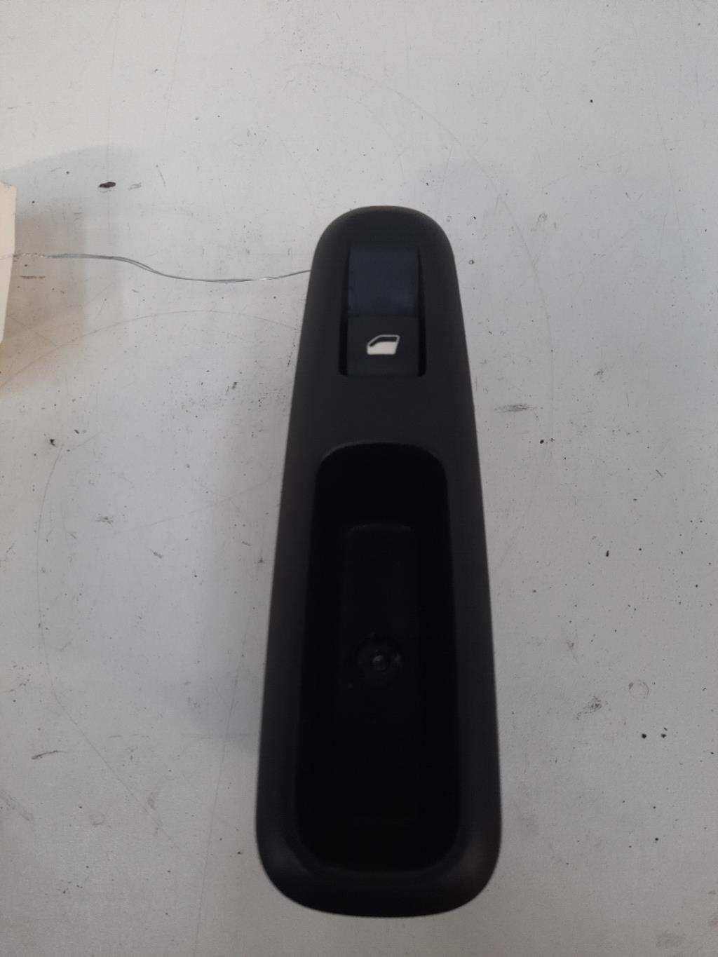Interruttore lavacristalli posteriore destro PEUGEOT 5008 1 PHASE 2  - 1