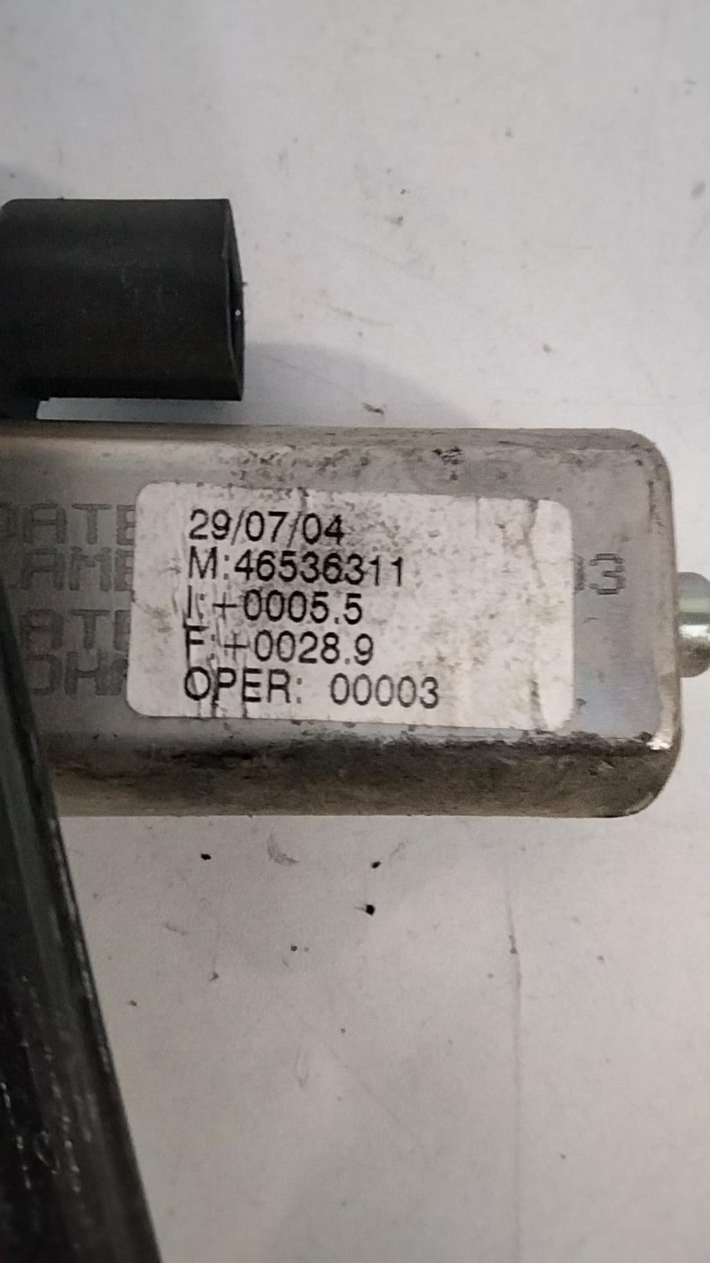 Alzacristalli elettrico anteriore destro FIAT PUNTO 2 PHASE 2 Diésel - 1
