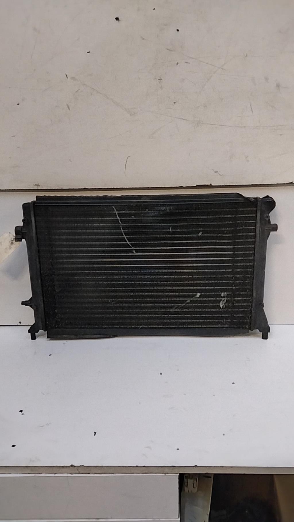 Radiateur eau VOLKSWAGEN GOLF 5  - 1