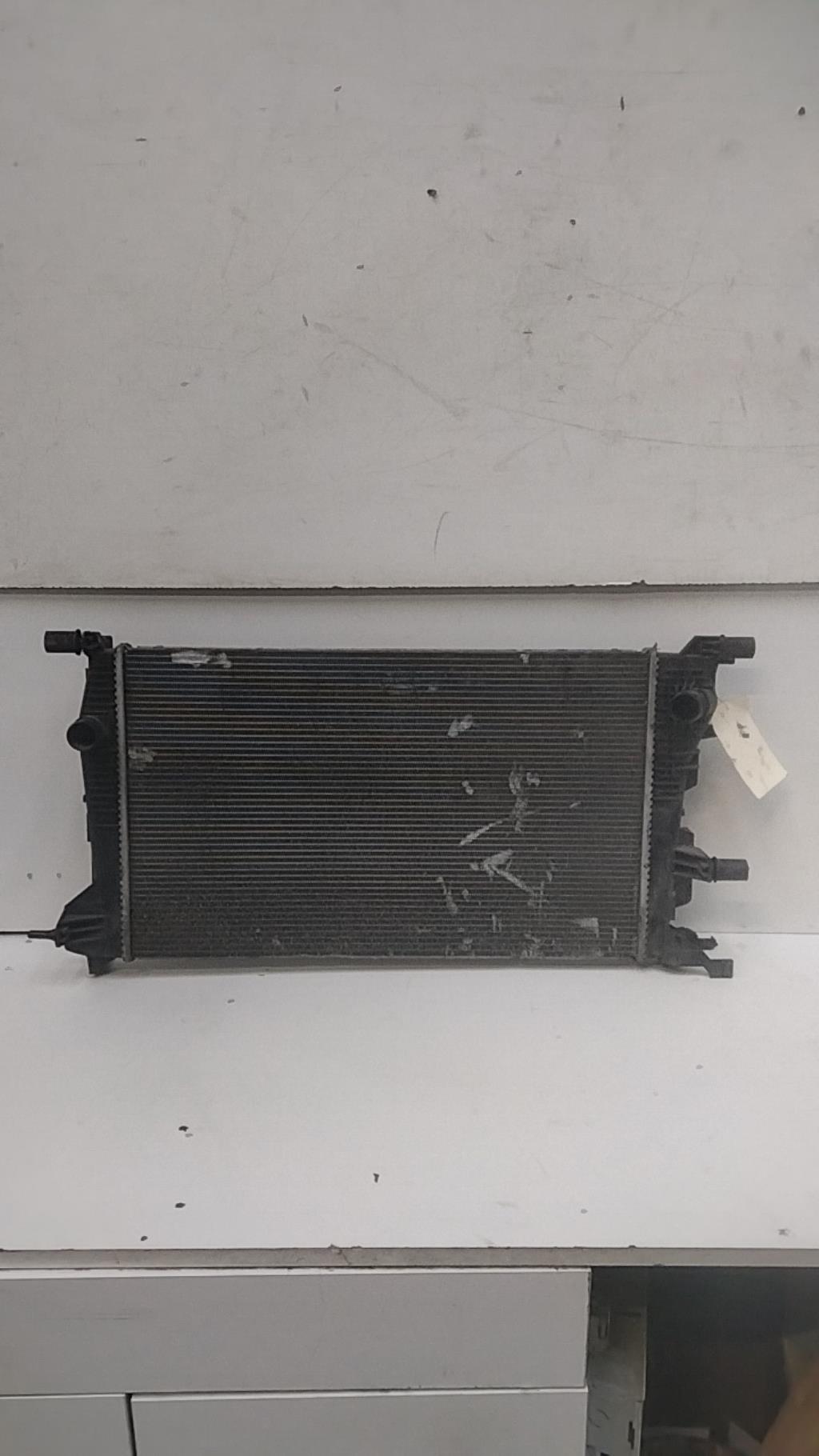 Radiateur eau RENAULT MEGANE 3 PHASE 1 Diesel - 1
