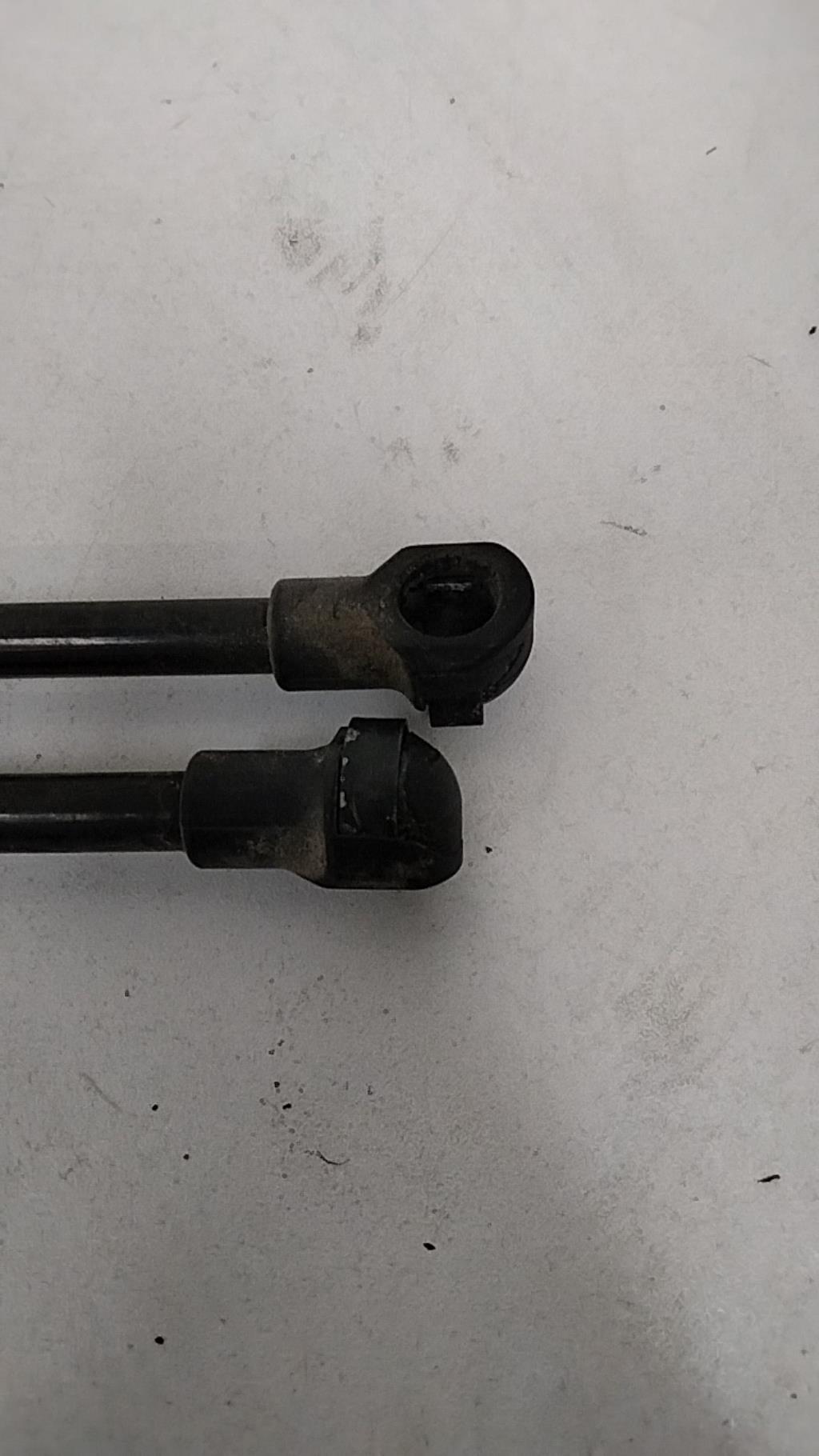Verin de coffre FORD KA 2 PHASE 2 Essence - 1