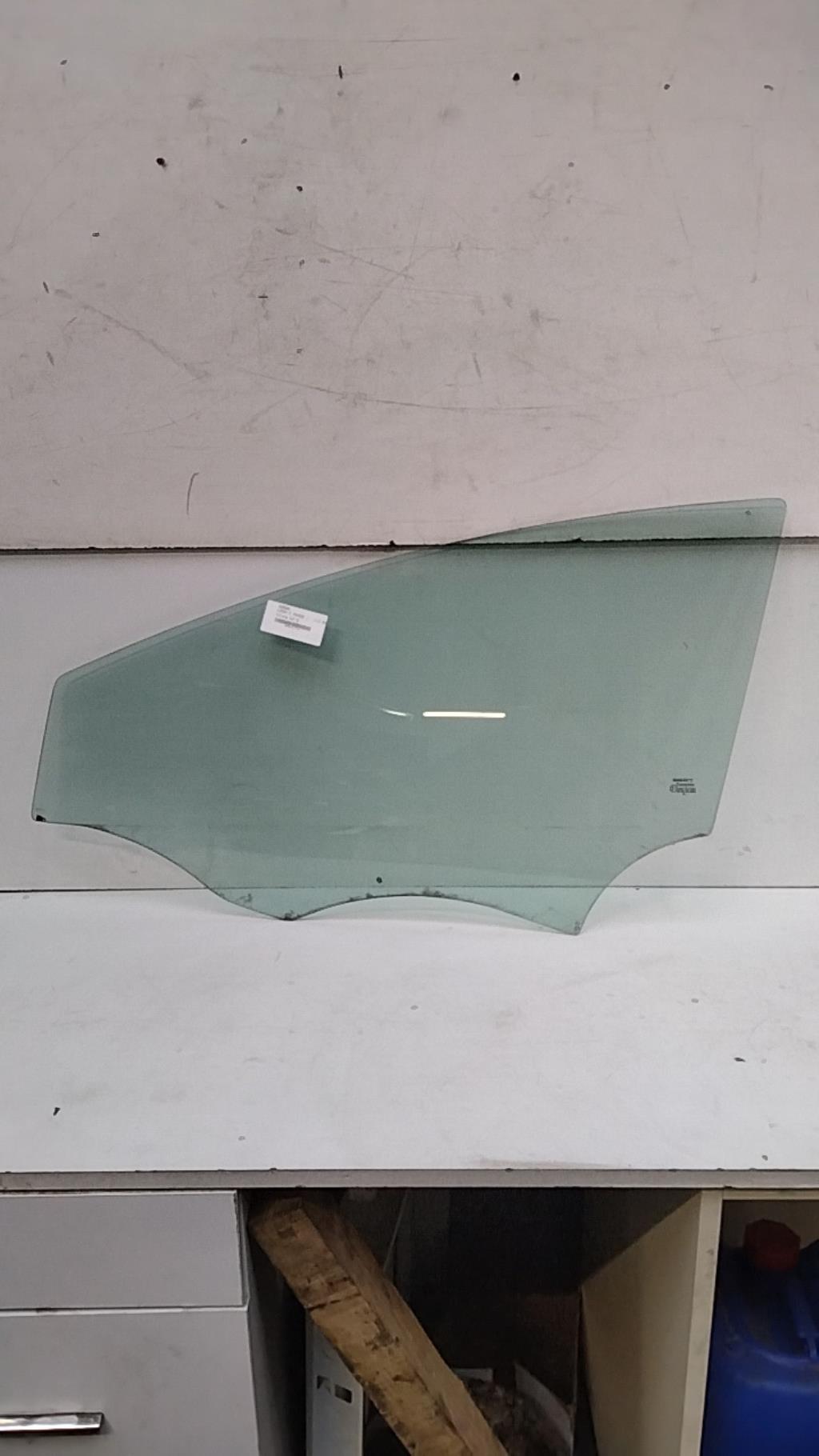Vitre avant gauche SEAT LEON 2 PHASE 1 Diesel - 1