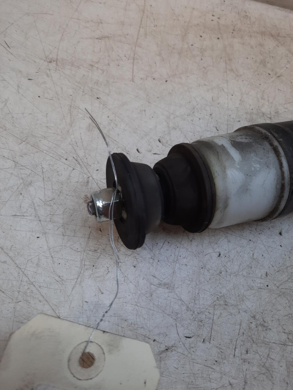 Ammortizzatore posteriore sinistro RENAULT CLIO 4 PHASE 1 Diésel - 1