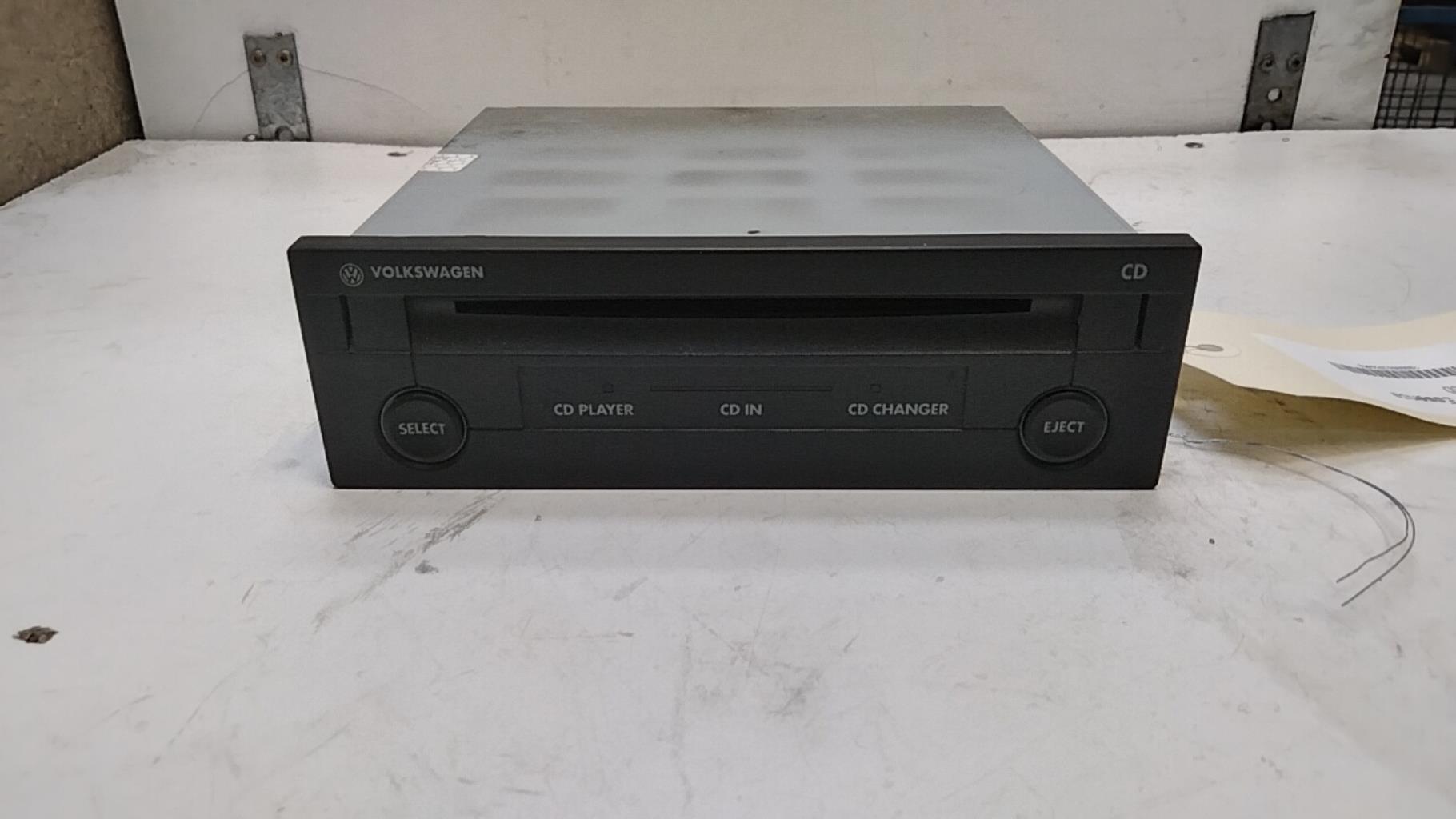 Chargeur CD VOLKSWAGEN GOLF 4 Essence - 1