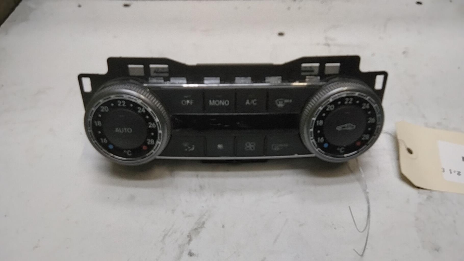 Commande chauffage MERCEDES CLASSE C 204 PHASE 1 Diesel - 1