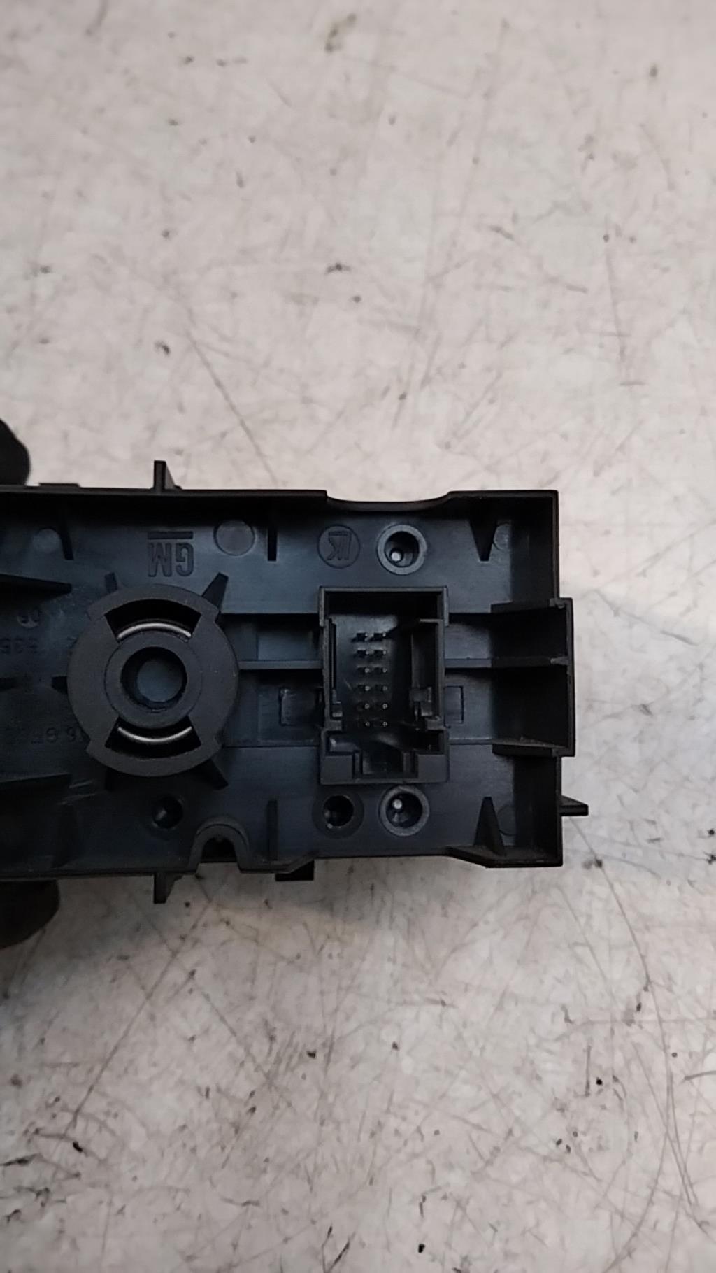 Commande de phare OPEL MERIVA A PHASE 2  - 1
