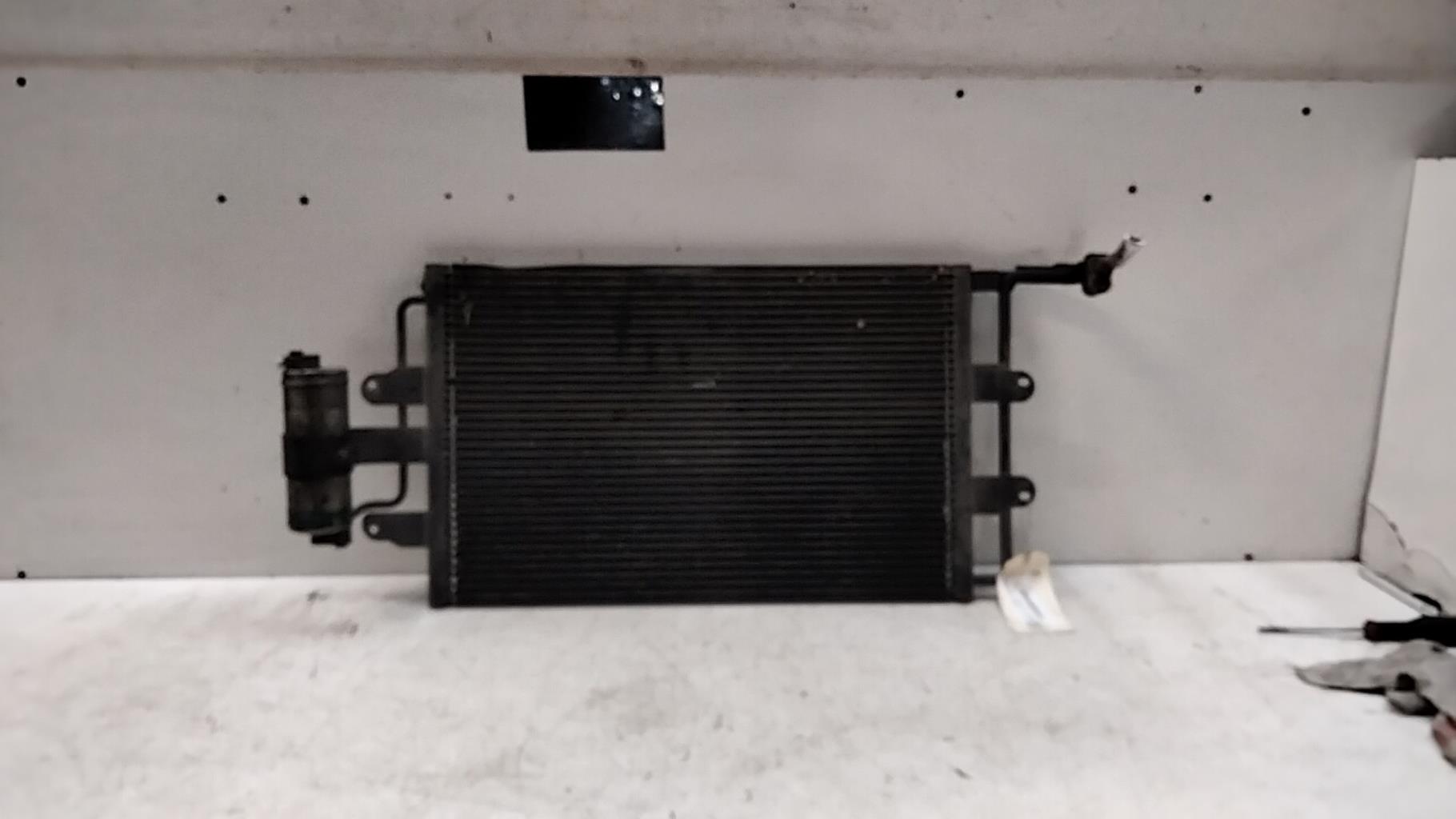 Condensatore clima VOLKSWAGEN NEW BEETLE 1 PHASE 1 CABRIOLET Diésel - 1