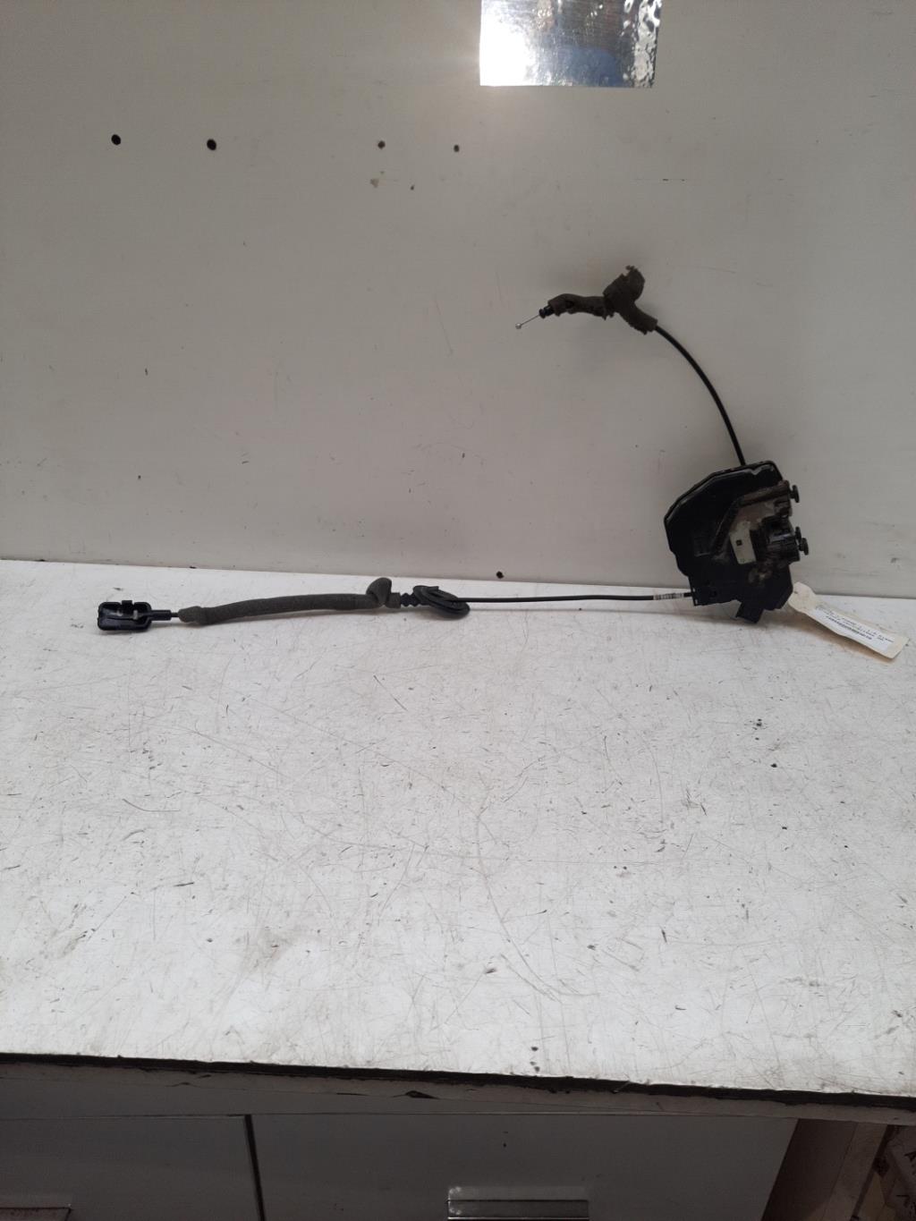 Chiusura centralizzata posteriore destra RENAULT CAPTUR 1 PHASE 1 Diésel - 1