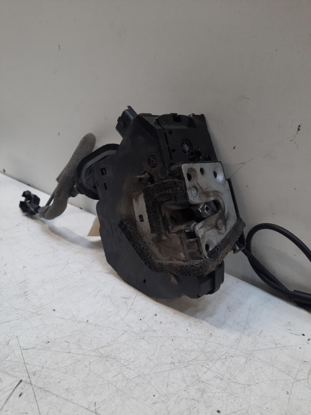 Chiusura centralizzata posteriore sinistra RENAULT CAPTUR 1 PHASE 1 Diésel - 1