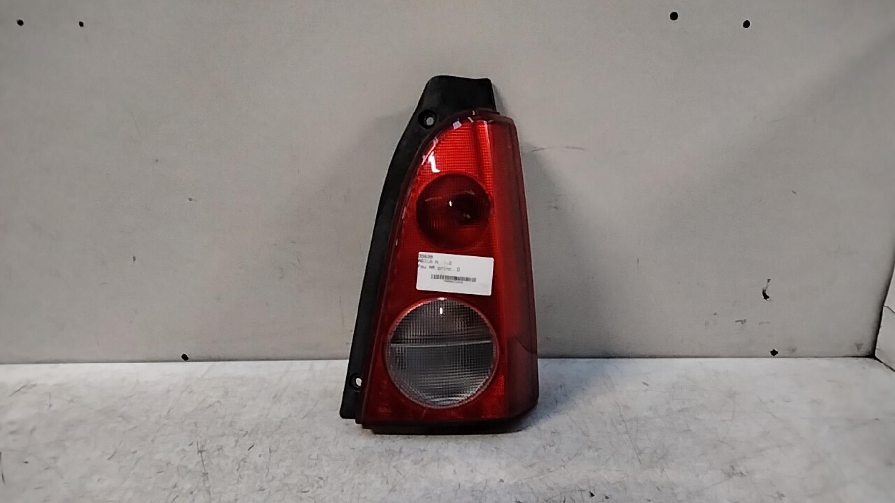 Fanale posteriore principale destro (luci) OPEL AGILA A  - 1
