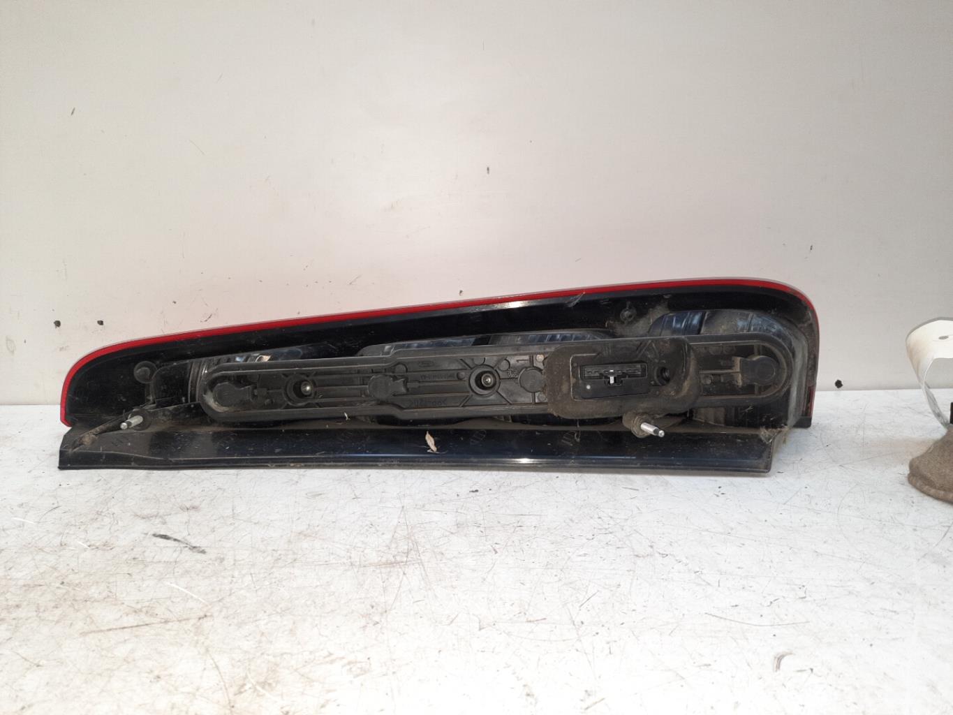 Fanale posteriore principale sinistro (luci) FORD C-MAX 1 PHASE 1 Diésel - 1