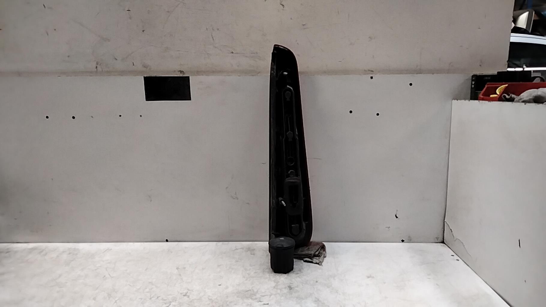 Fanale posteriore principale sinistro (luci) FORD C-MAX 1 PHASE 2  - 1