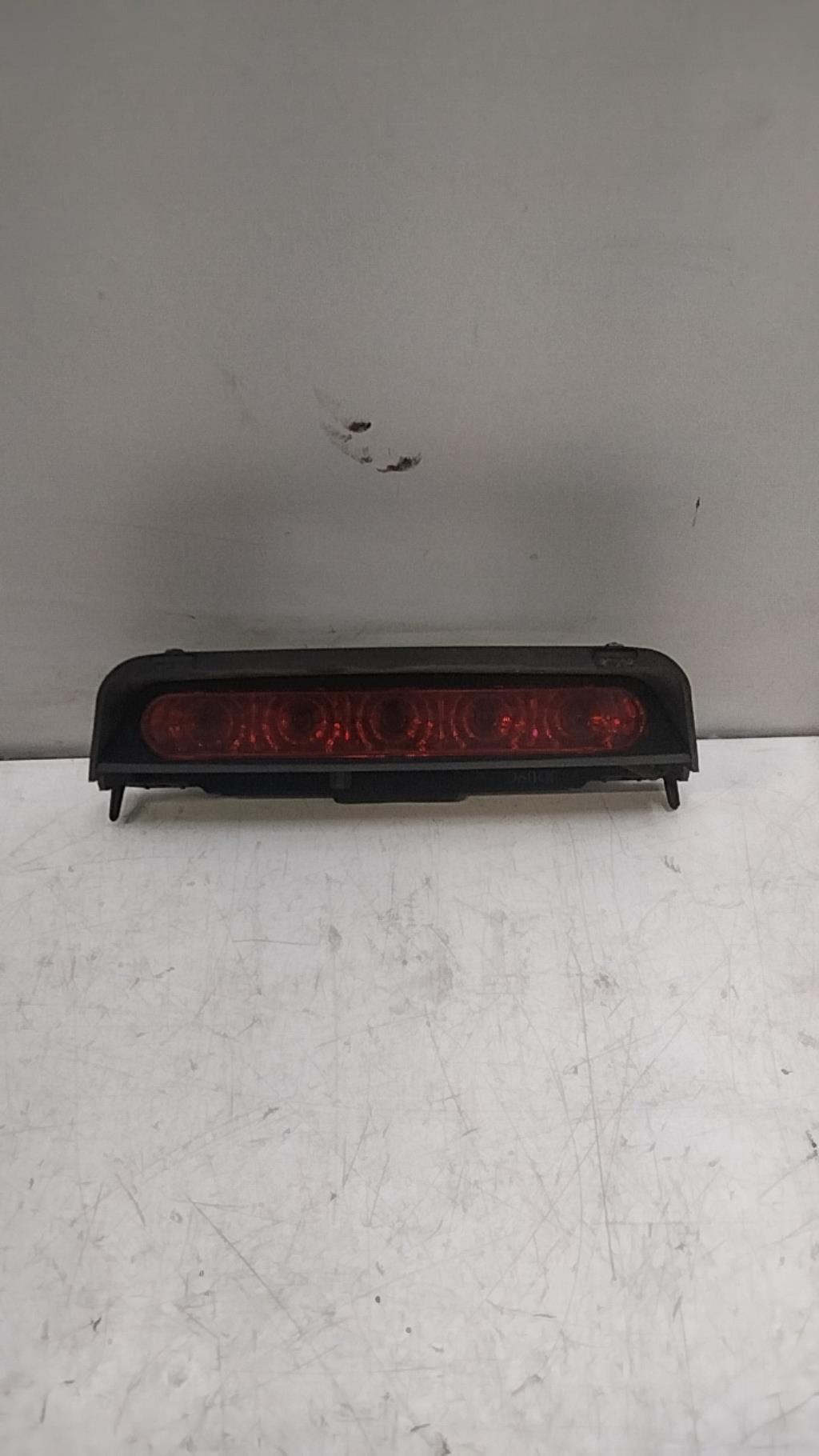 Feu arriere stop central CHEVROLET MATIZ 2 Essence - 1
