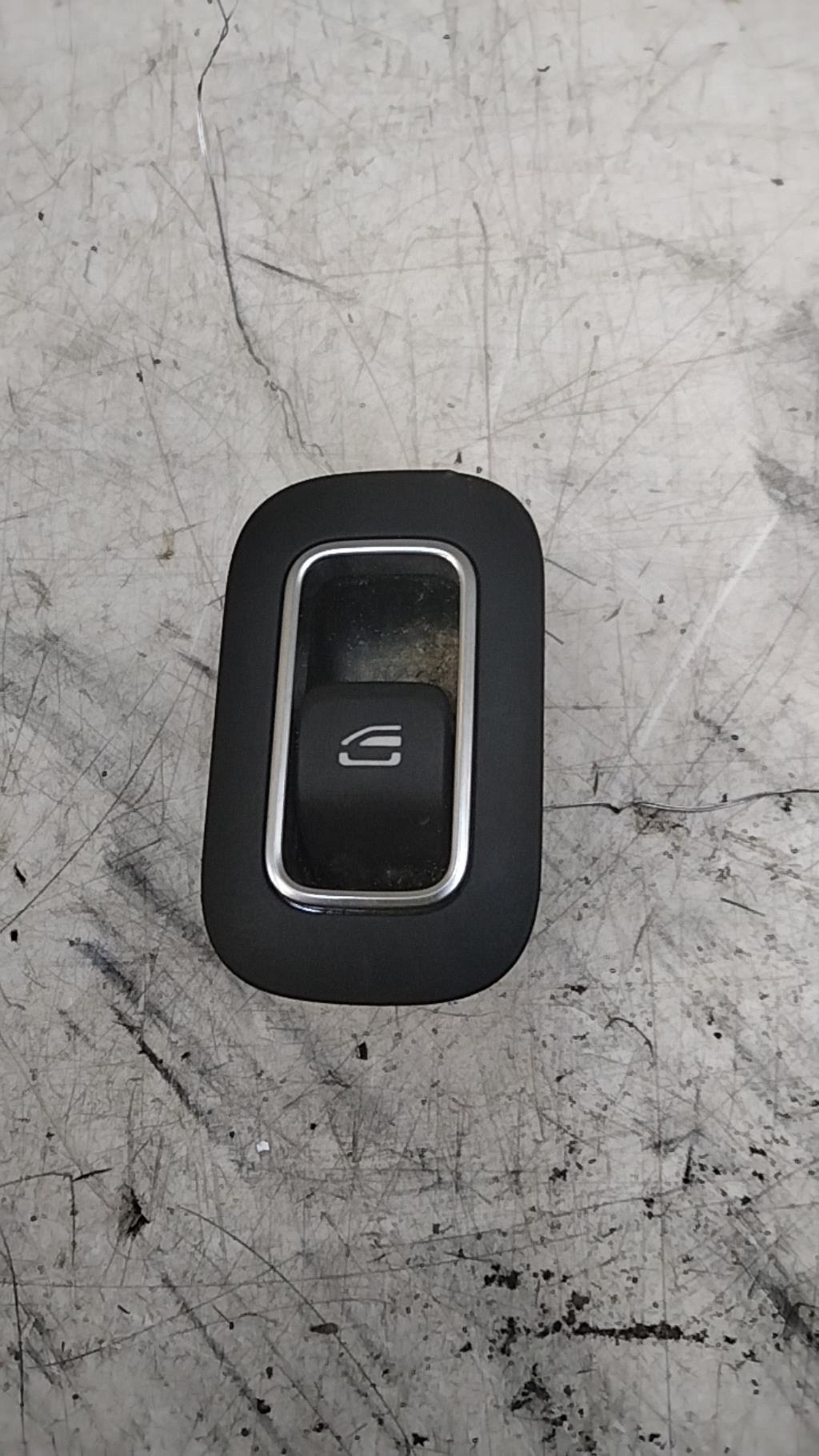 Interruttore lavacristalli posteriore sinistro MERCEDES CLASSE A 177 PHASE 1 Gasolina - 1