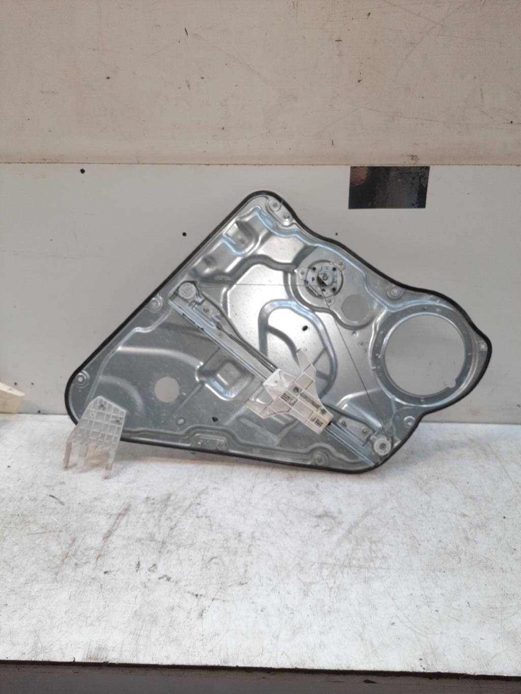 Alzacristalli manuale posteriore destro KIA CEE-D 1 PHASE 2 Diésel - 1