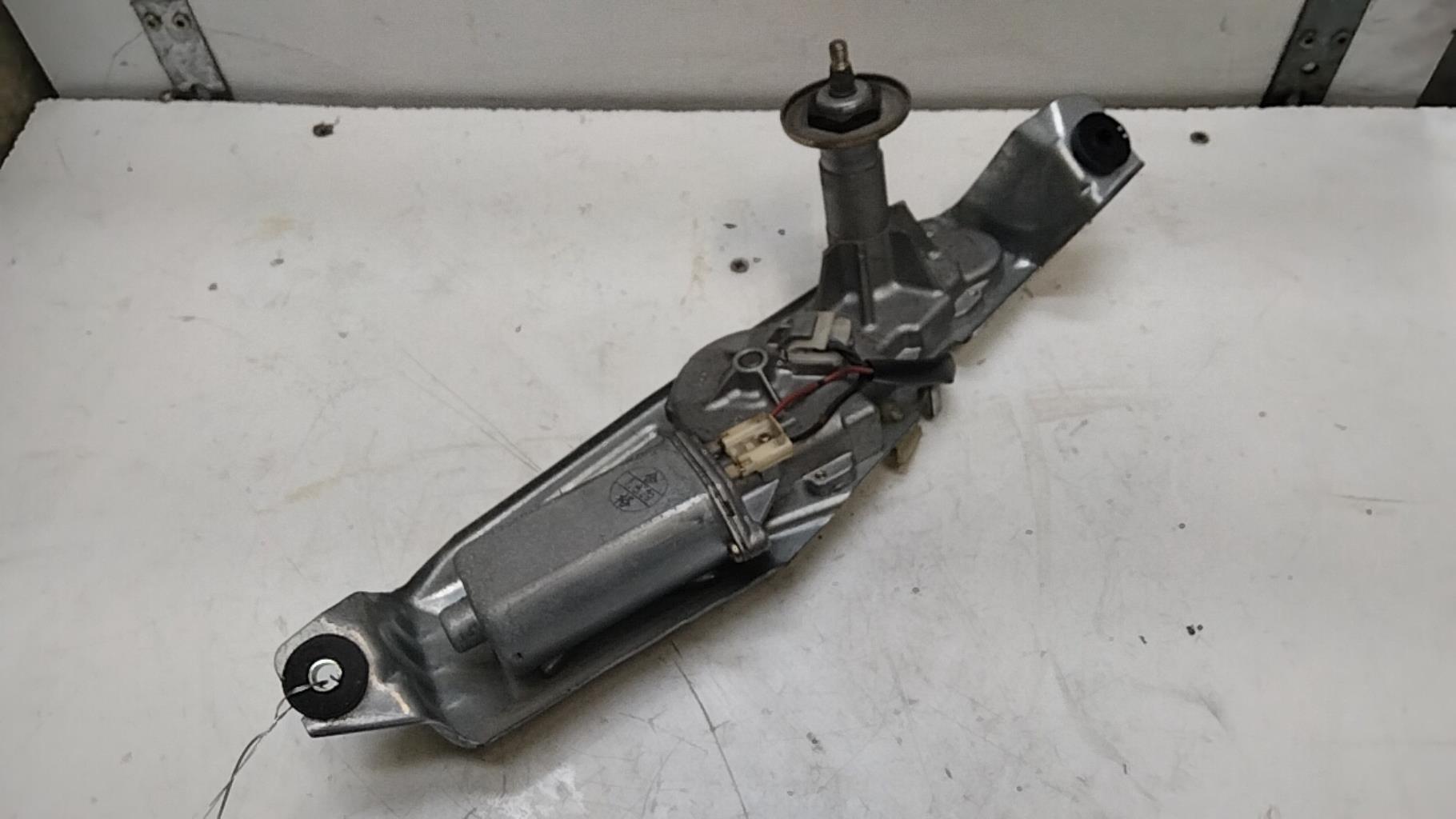 Motore tergicristallo posteriore MAZDA 323 6 Diésel - 1