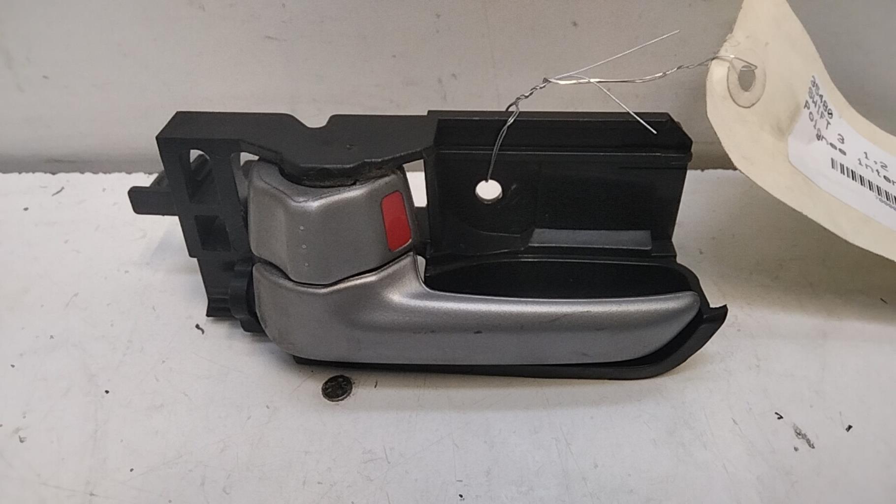 Maniglia interna posteriore destra SUZUKI SWIFT 3 Diésel - 1