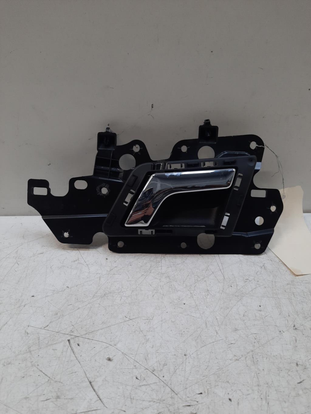 Maniglia interna posteriore destra MERCEDES CLASSE GLK 204 PHASE 1 Diésel - 1