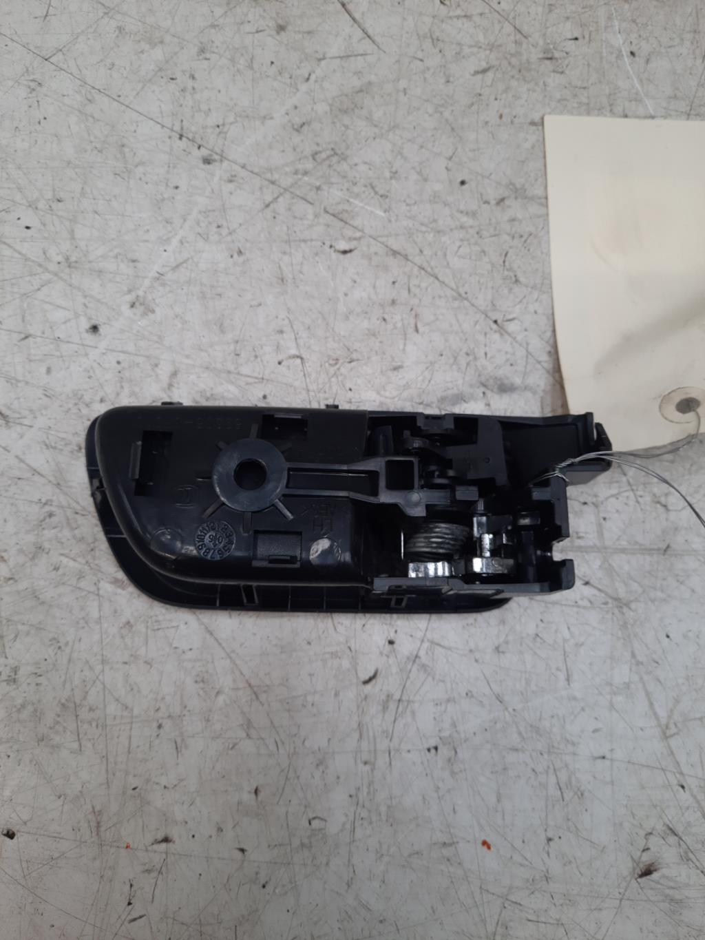 Maniglia interna posteriore sinistra TOYOTA COROLLA VERSO 2 PHASE 1 Diésel - 1