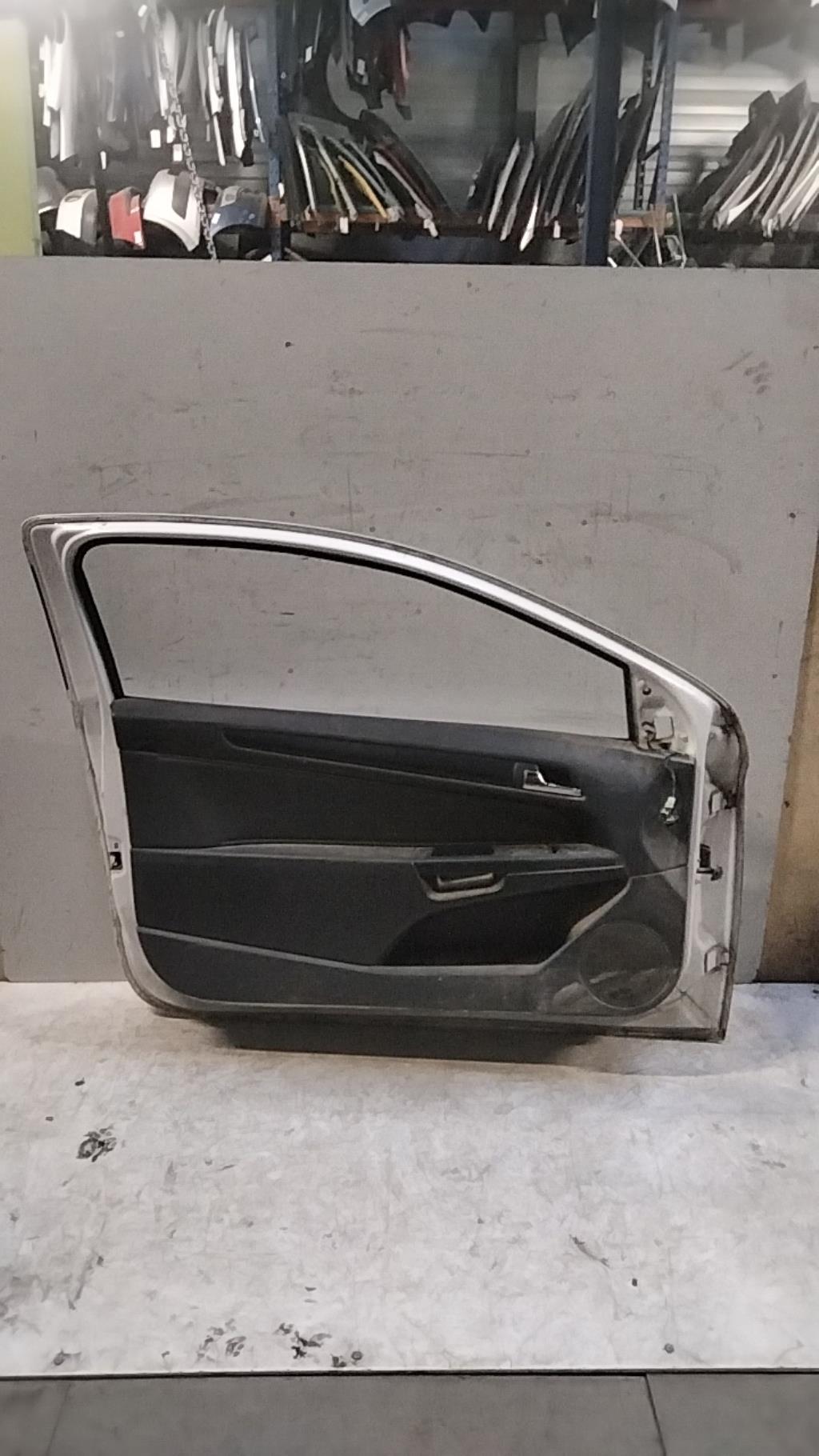 Portiera anteriore sinistra OPEL ASTRA H GTC PHASE 2  - 1