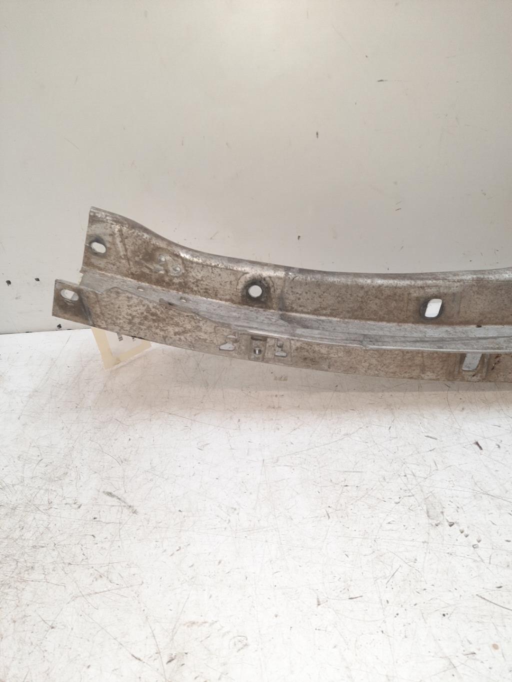Traversa rinforzo paraurti anteriore AUDI A6 2 PHASE 1 Diésel - 1
