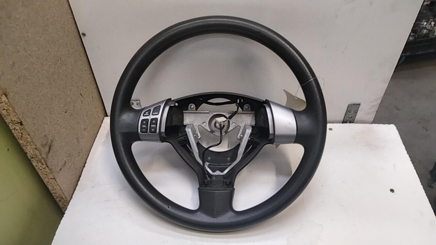 Volant SUZUKI SWIFT 3 Diesel - 1