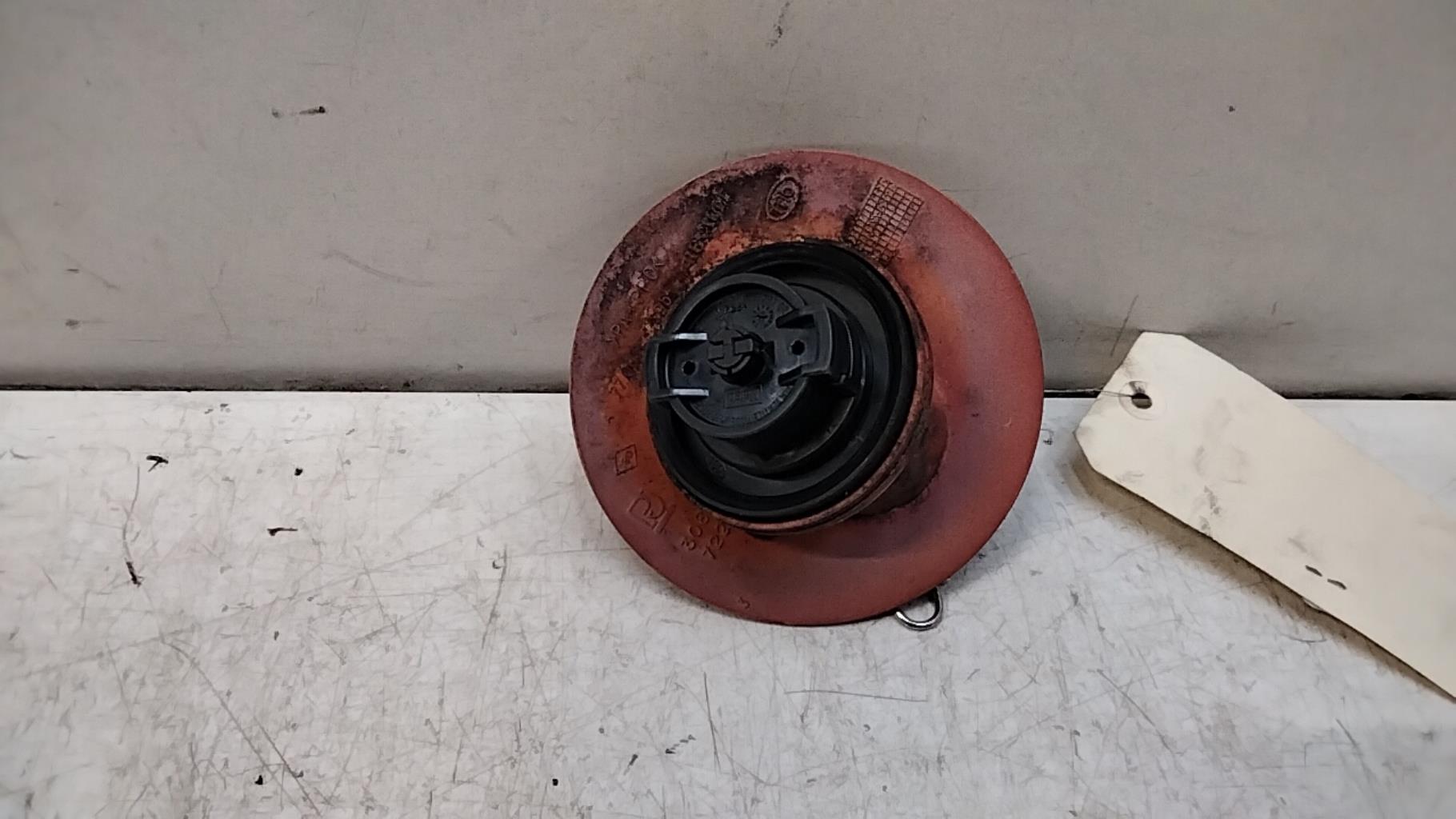 Bouchon de carburant RENAULT CLIO 1 PHASE 1 Essence - 1
