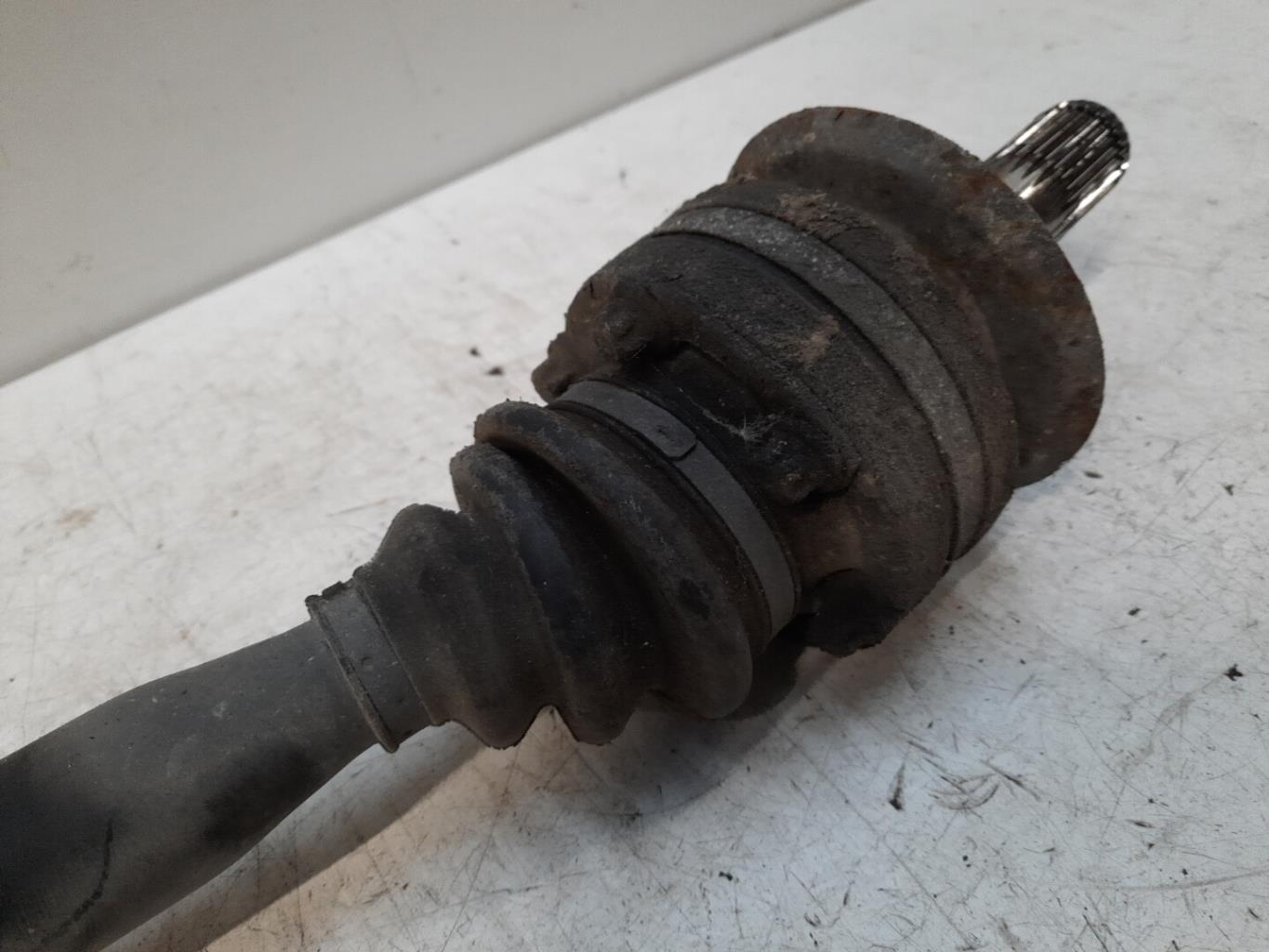 Giunto cardanico posteriore sinistro (trasmissione) BMW SERIE 5 E39 PHASE 1 Diésel - 1