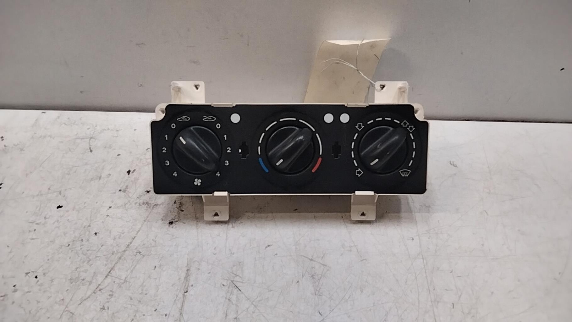 Commande chauffage CITROEN XSARA PHASE 1 Essence - 1