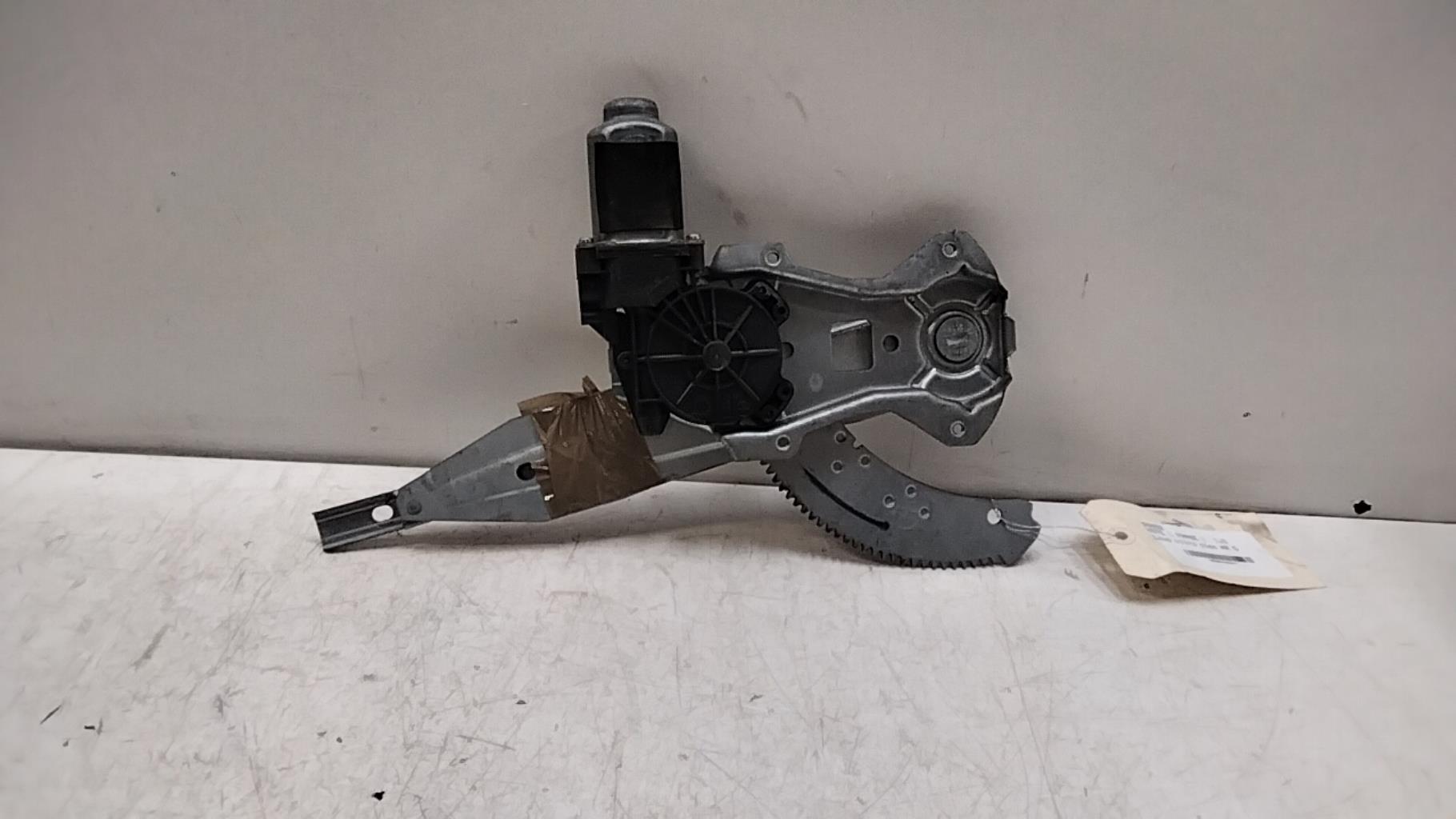Alzacristalli elettrico posteriore sinistro NISSAN NOTE 1 PHASE 1  - 1