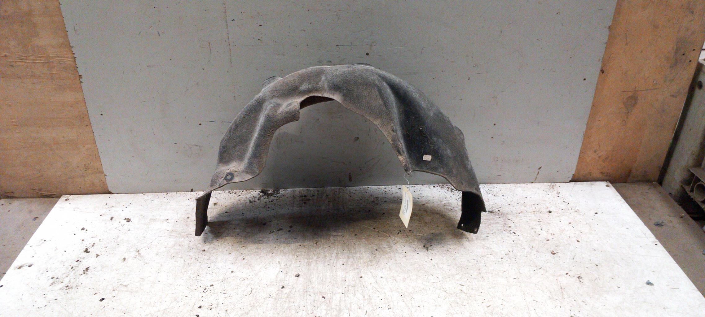 Parasale posteriore sinistro BMW SERIE 1 E87 PHASE 2 Diésel - 1