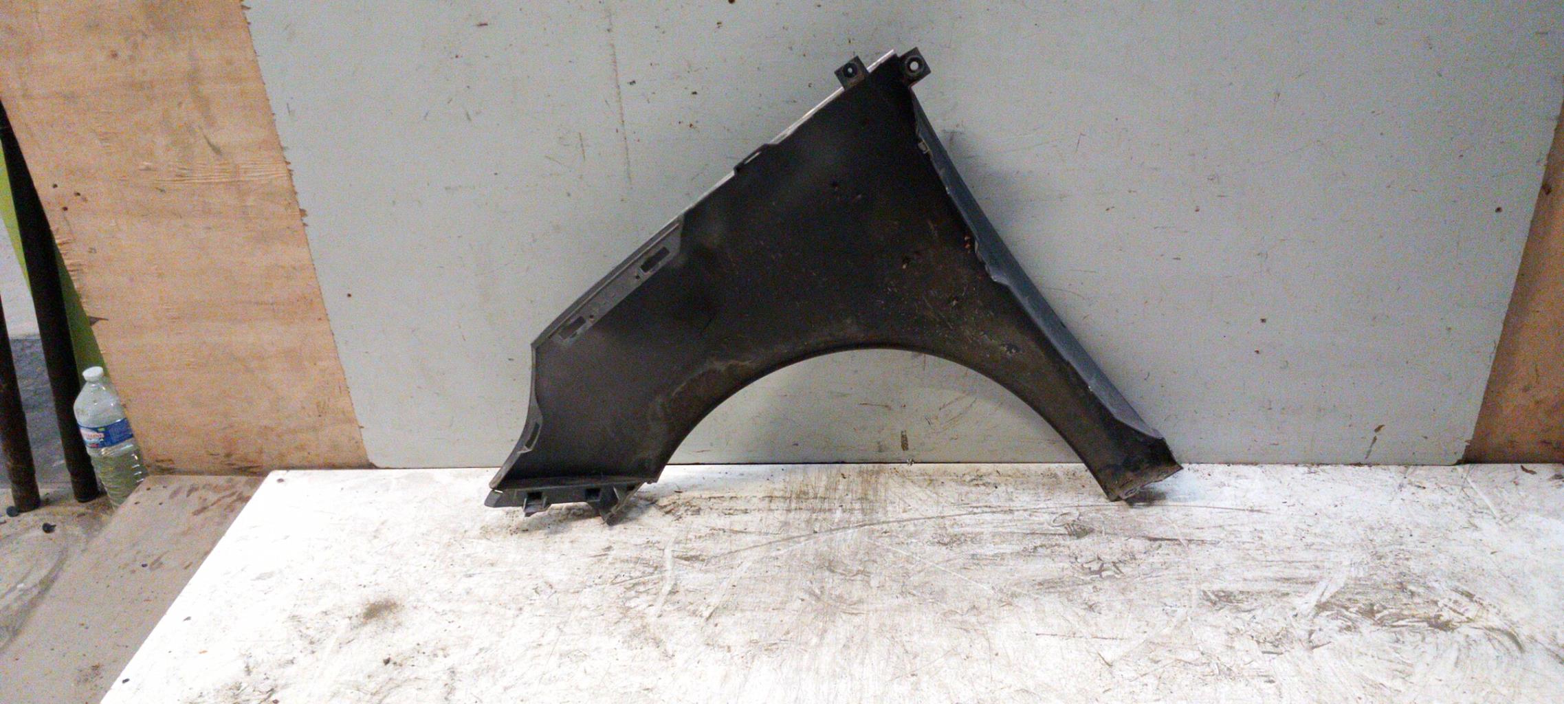Parafango anteriore destro RENAULT SCENIC 3 PHASE 1 Diésel - 1