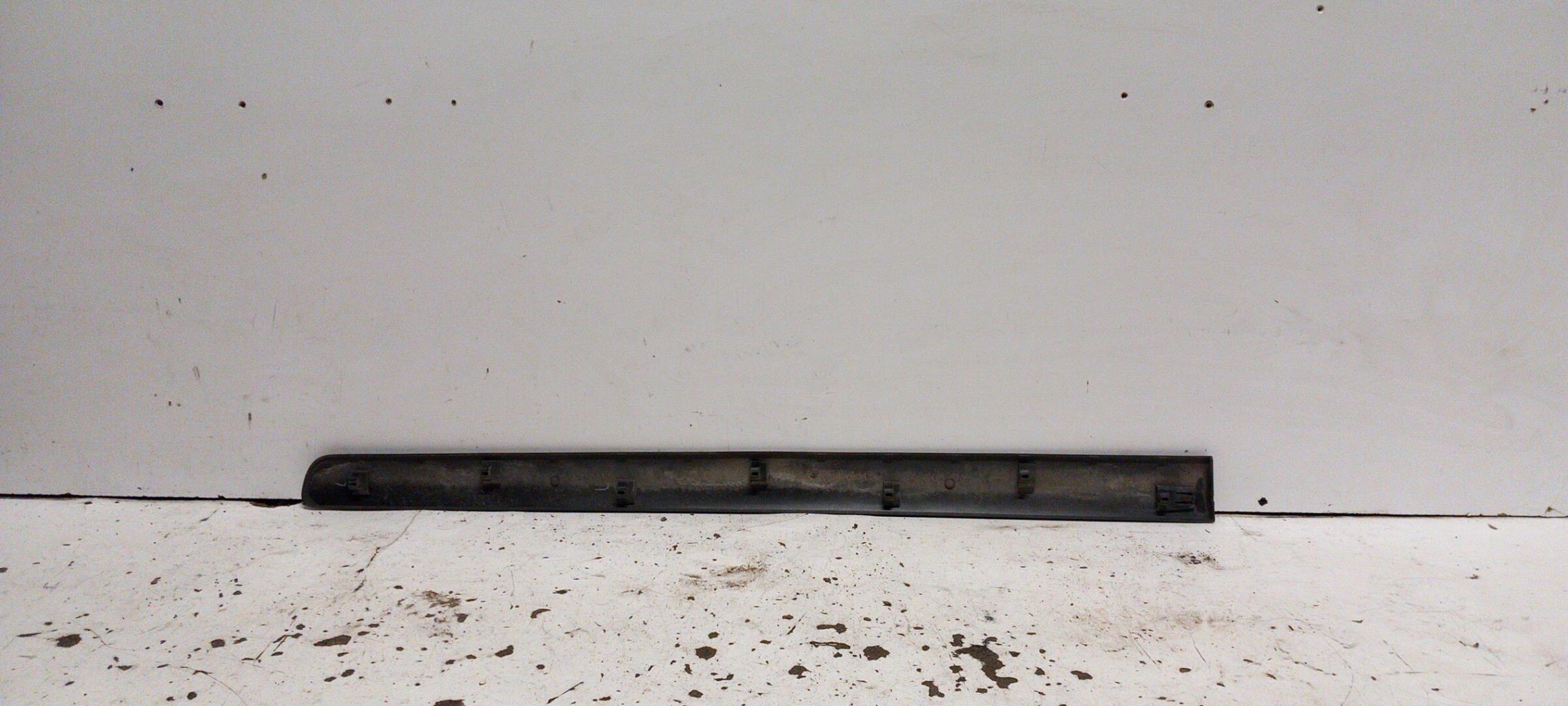Modanatura portiera anteriore sinistra CITROEN C8 Diésel - 1